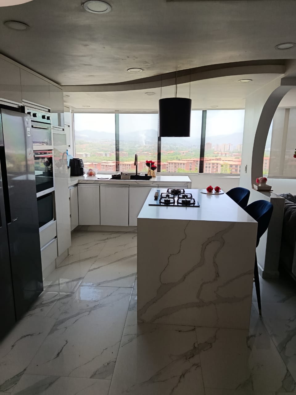 Buenaventura Suites, Penthouse Dúplex  de lujo. Guarenas. Venezuela. · $ 170.000 · Thays León  | Asesora Inmobiliaria 10