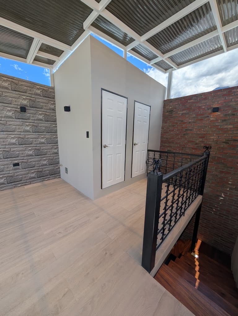 Local Comercial a estrenar en el centro de Mérida.Av. 2 en Mérida, Venezuela - $ 95.000 21