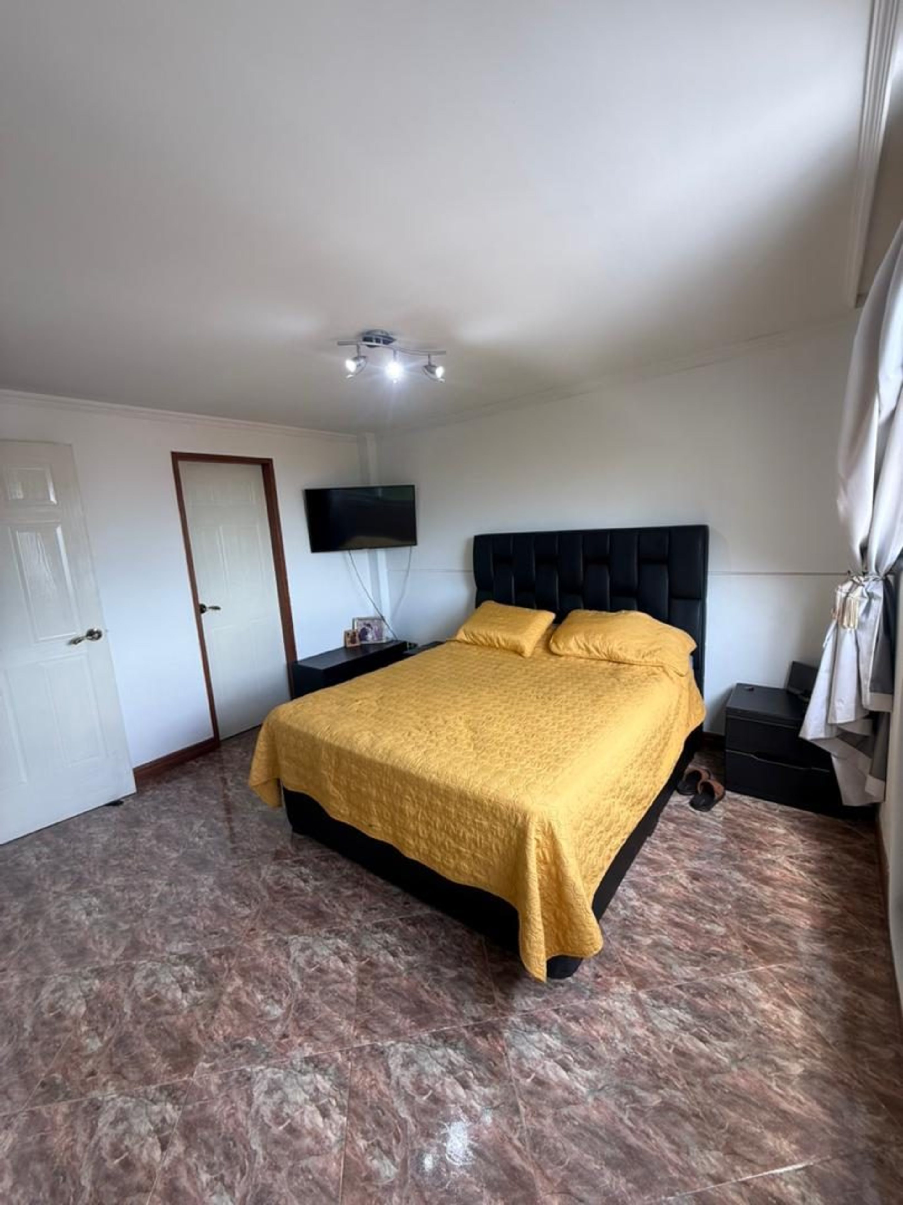 Apartamento. Conjunto Residencial La Florida. Mérida. Venezuela · $ 140.000 · Thays León  | Asesora Inmobiliaria 8