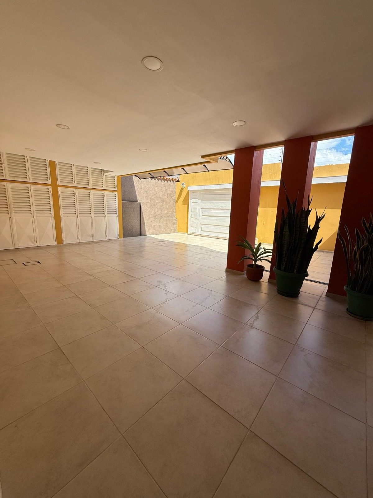 Exclusiva Casa Quinta de Lujo con Cine, Piscina y Gimnasio en Alto Chama, Mérida. Venezuela. M-101 · $ 680.000 · Thays León | Asesora Inmobiliaria 37