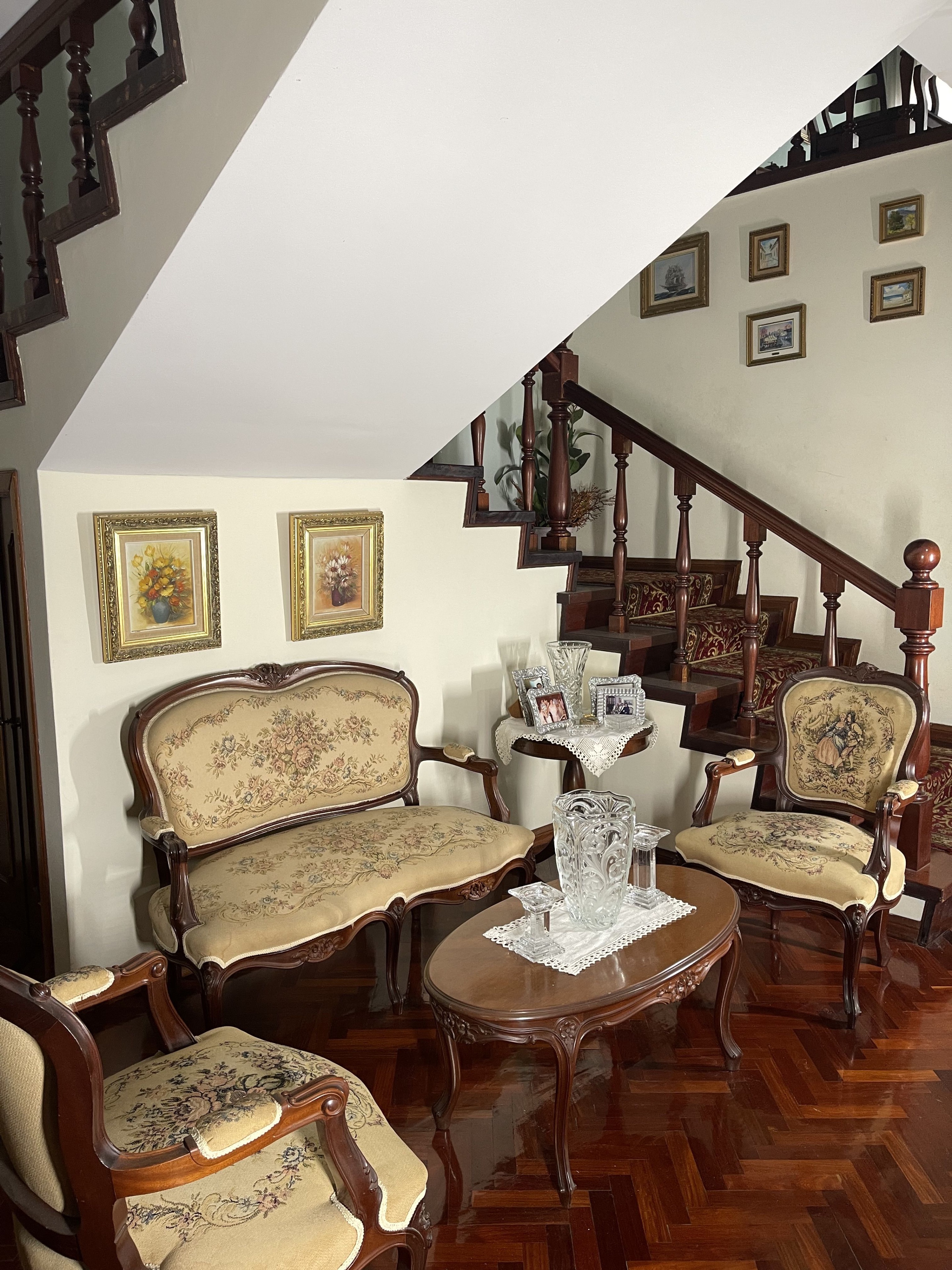 Casa amoblada  en Venta |Macaracuay. Caracas. Venezuela.  (G). · $ 350.000 · Thays León  | Asesora Inmobiliaria 6