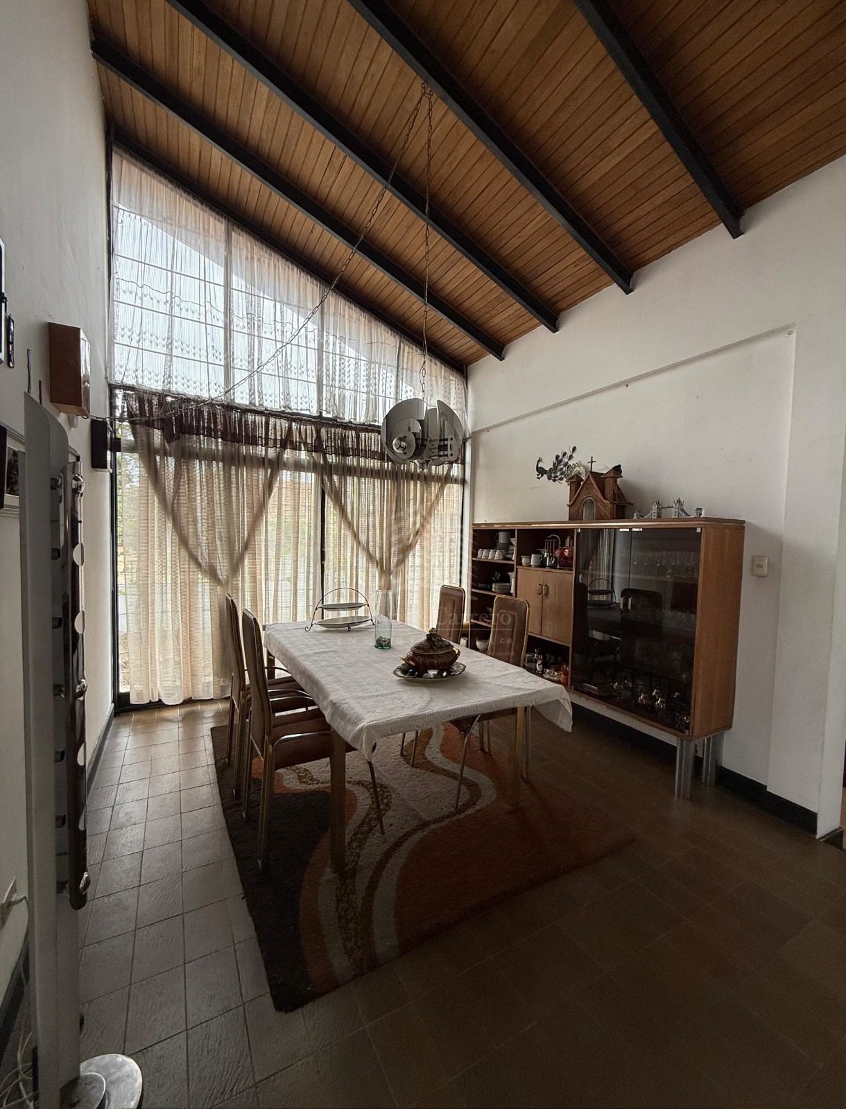 Amplia y versátil casa en venta – Urbanización Alto Chama, Mérida. Vzla. M6-41 · $ 180.000 · Thays León | Asesora Inmobiliaria 3
