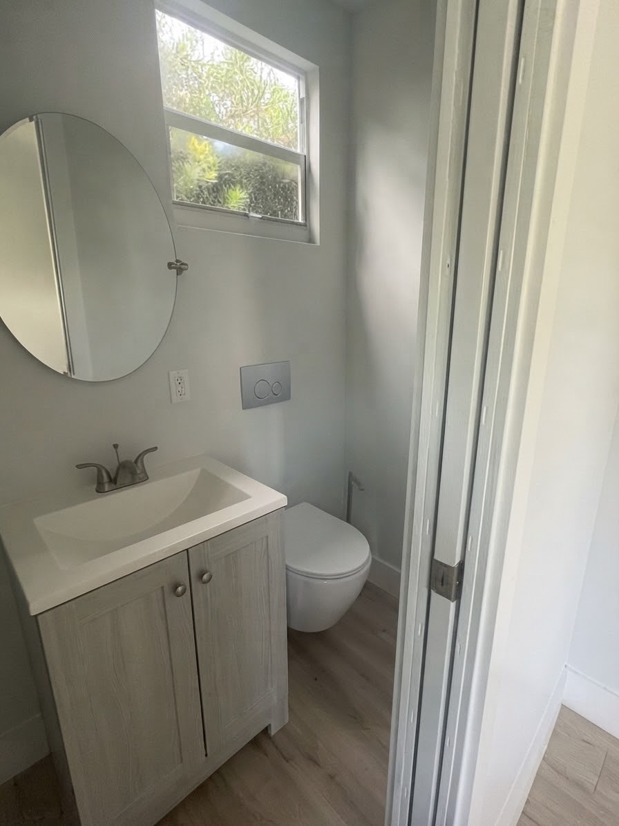 Rento Estudio  con excelente ubicación en Miami   $1.550 · $ 1.550 · Thays León  | Asesora Inmobiliaria 5