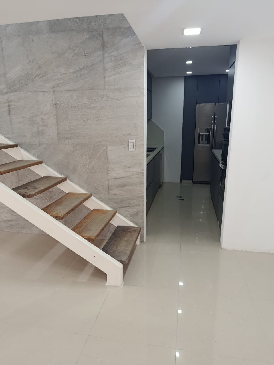 Buenaventura Suites/ Penthouse a estrenar. Guarenas. Venezuela. · $ 140.000 · Thays León | Asesora Inmobiliaria 7