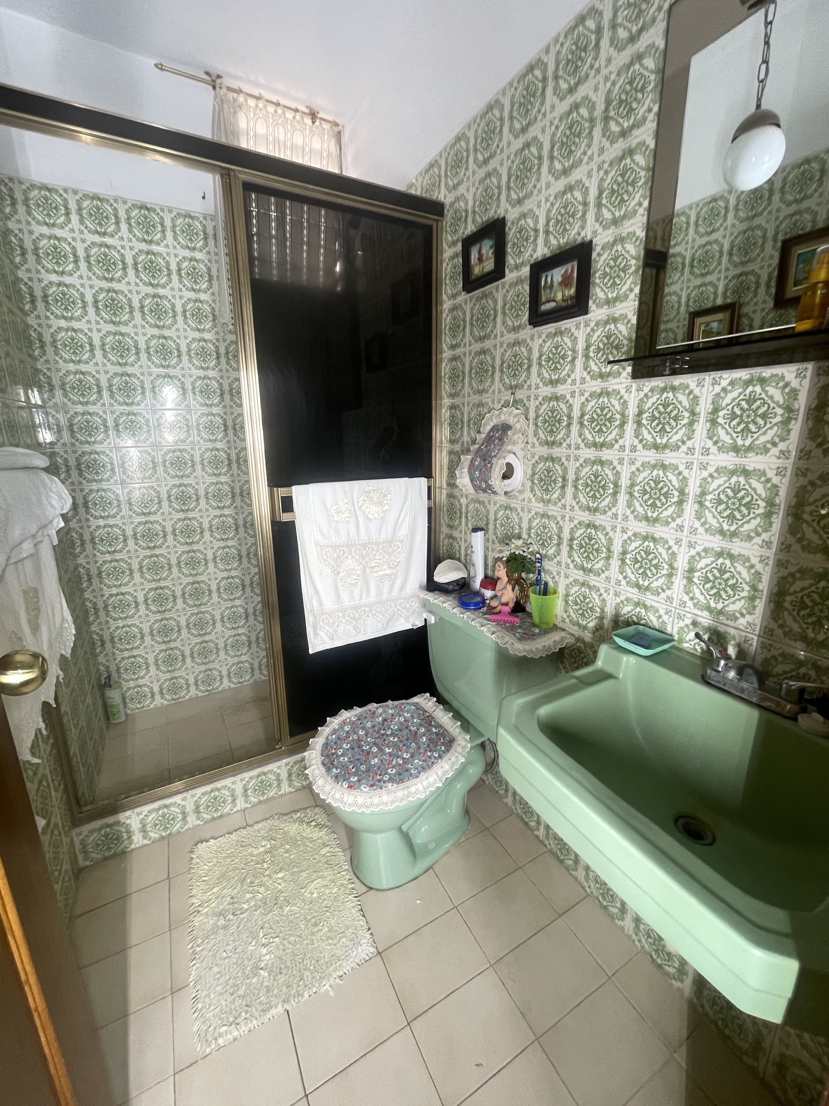 Casa amoblada  en Venta |Macaracuay. Caracas. Venezuela.  (G). · $ 350.000 · Thays León  | Asesora Inmobiliaria 13