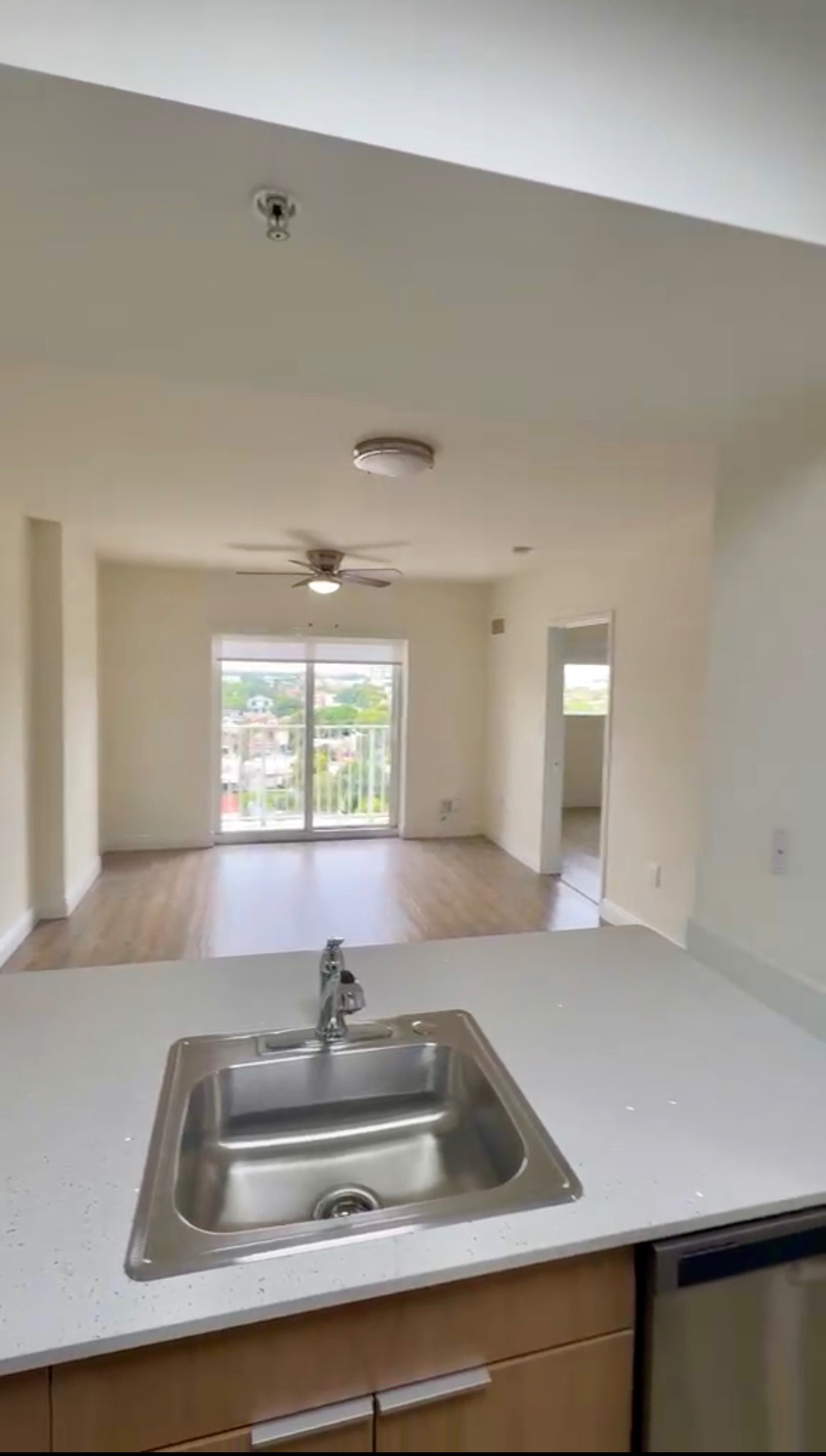 Renta Especial .:$2.100 Apto. 1h, 1.5 b 1p.   Miami. · $ 2.171 · Thays León  | Asesora Inmobiliaria 9