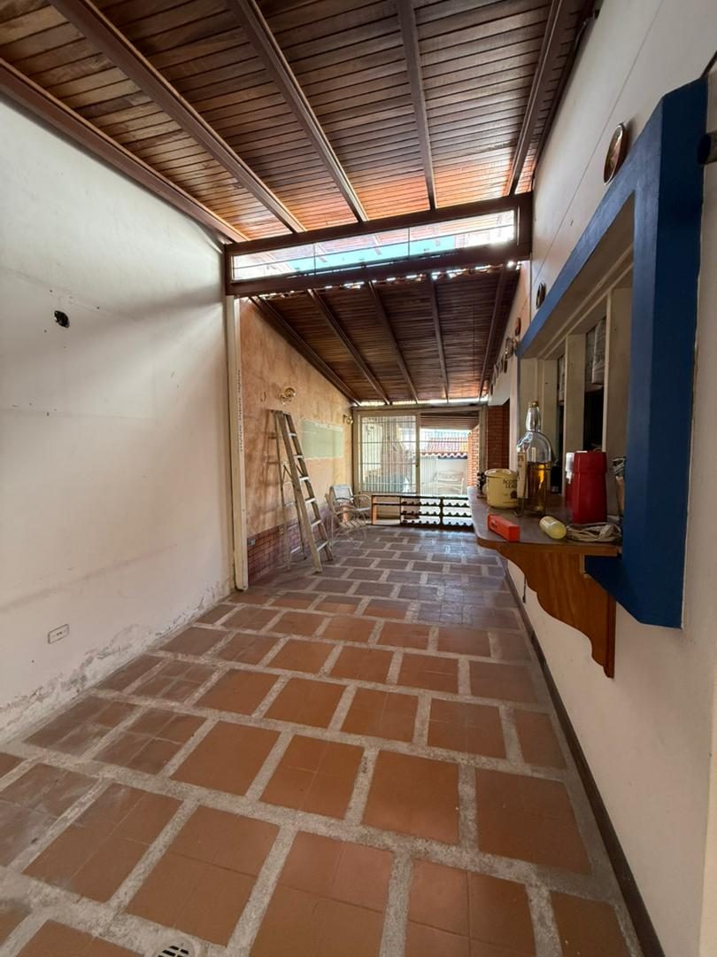 Quinta en Urb. Las Tapias, (6) habitaciones..   Mérida   M6-20 · $ 180.000 · Thays León  | Asesora Inmobiliaria 13