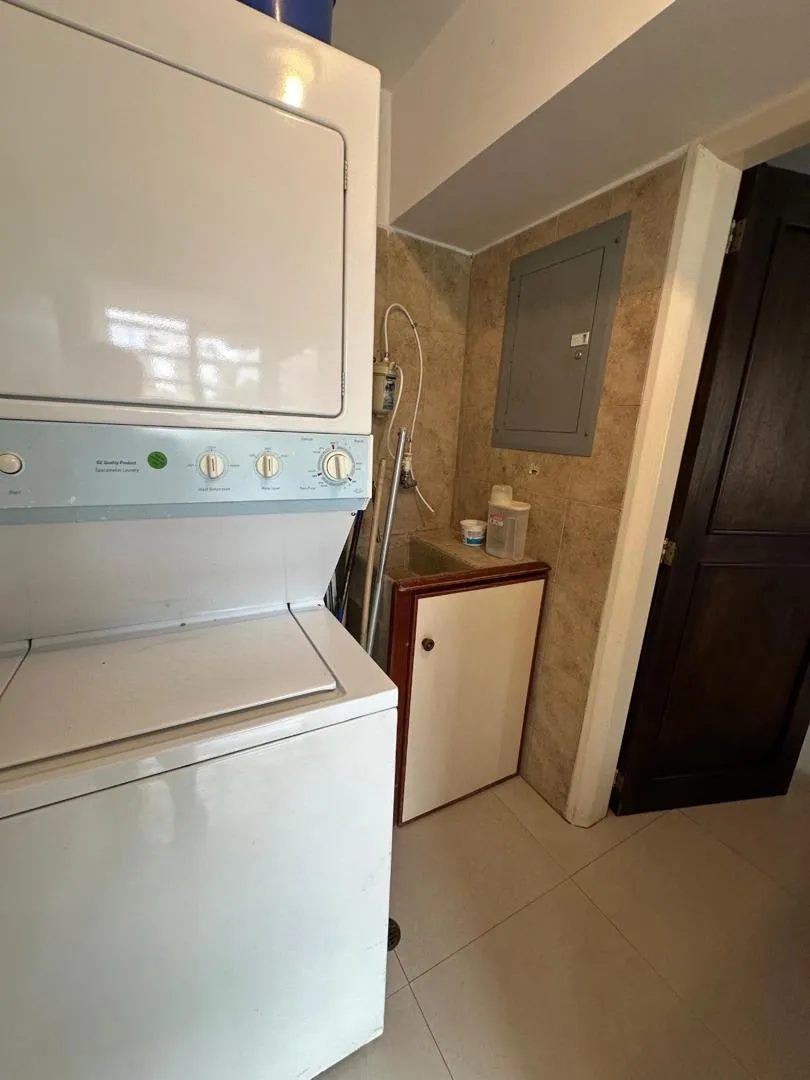 Apartamento en Residencias Vista Real . Av. Las Américas. Mérida, Venezuela. · $ 200.000 · Thays León  | Asesora Inmobiliaria 8