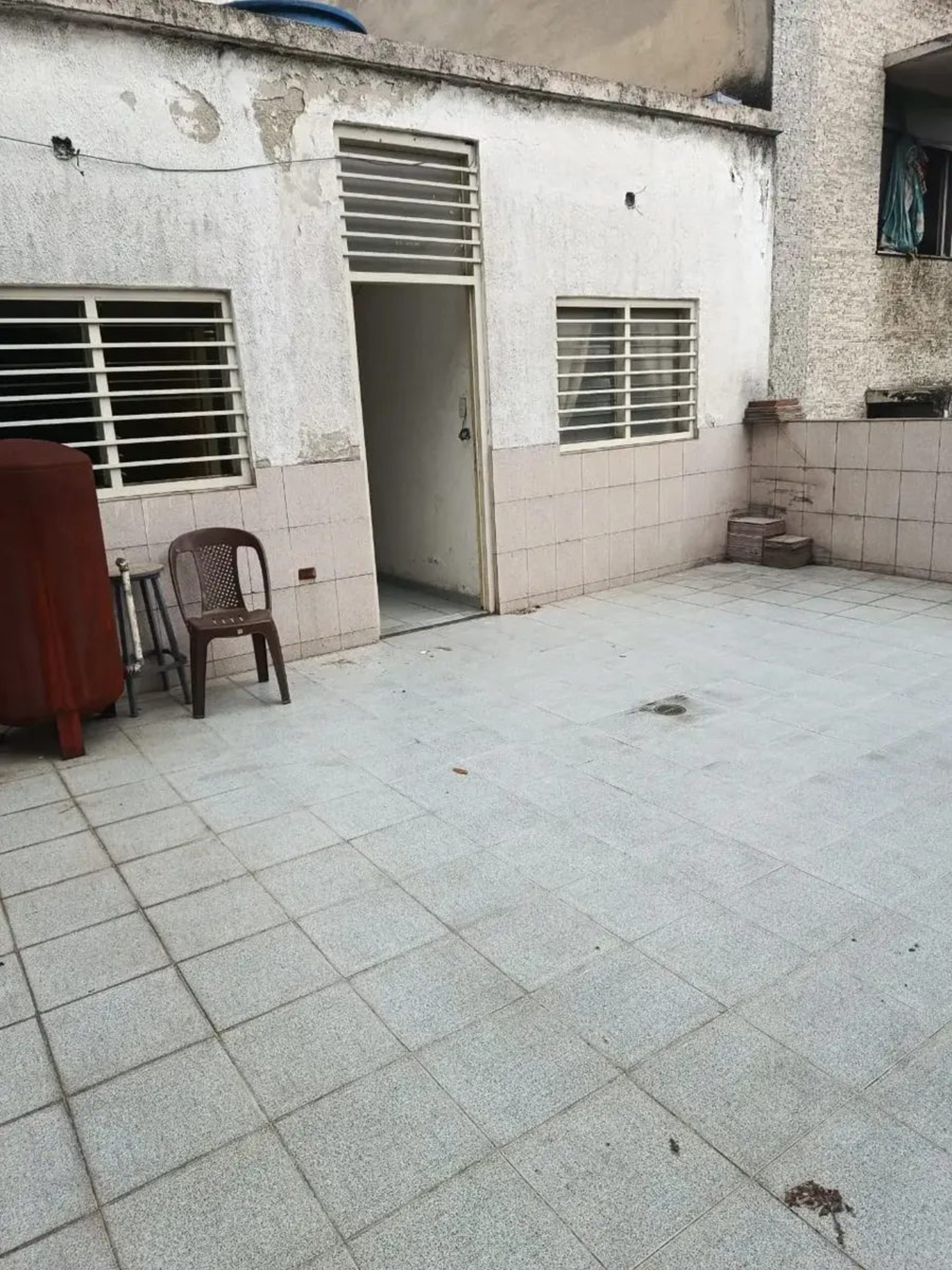 Edificio Comercial e Industrial con Fondo de Comercio Activo (PANADERÍA), Av. Baralt.  Caracas.   (Iv) · $ 700.000 · Thays León  | Asesora Inmobiliaria 2