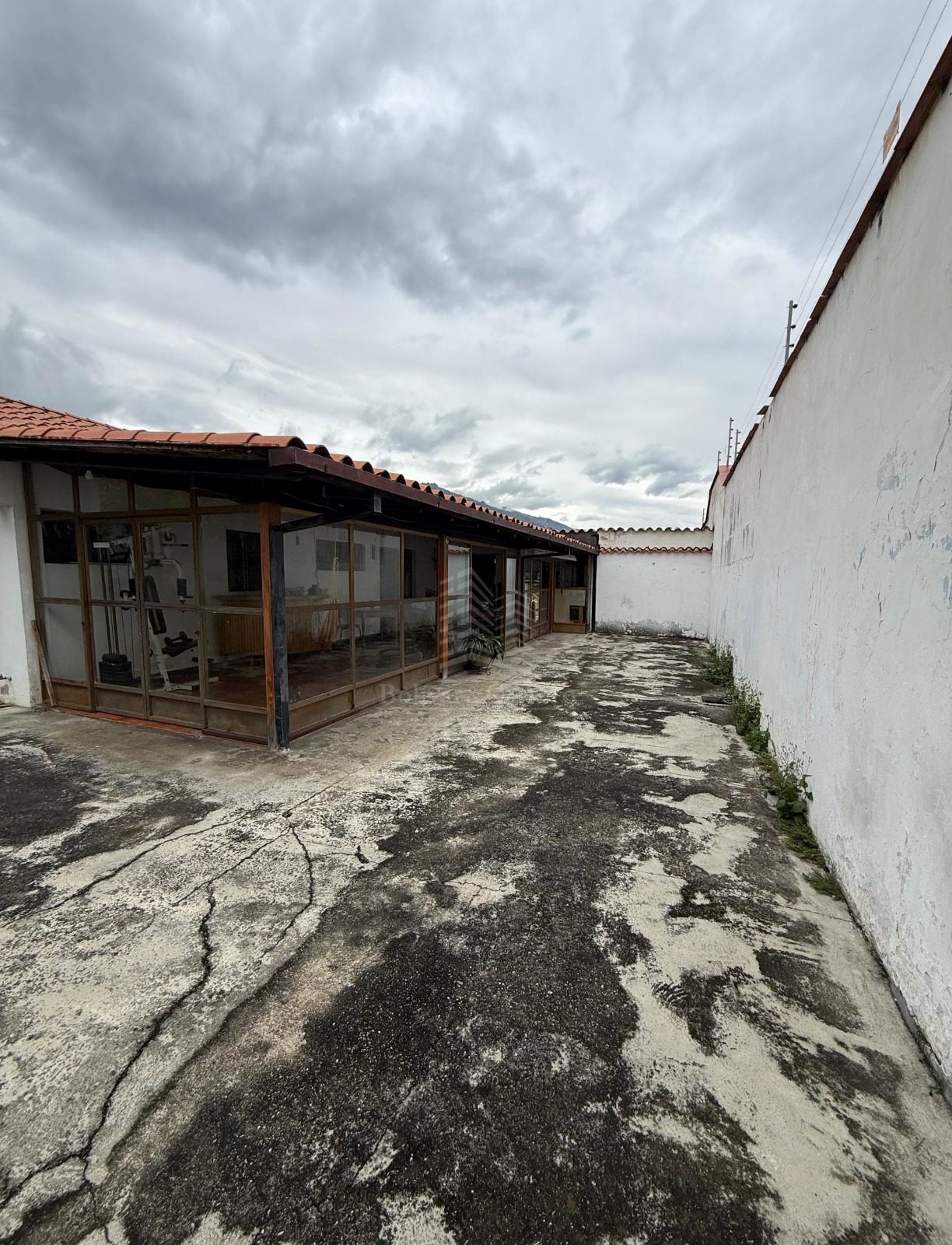 Amplia y versátil casa en venta – Urbanización Alto Chama, Mérida. Vzla. M6-41 · $ 180.000 · Thays León | Asesora Inmobiliaria 13