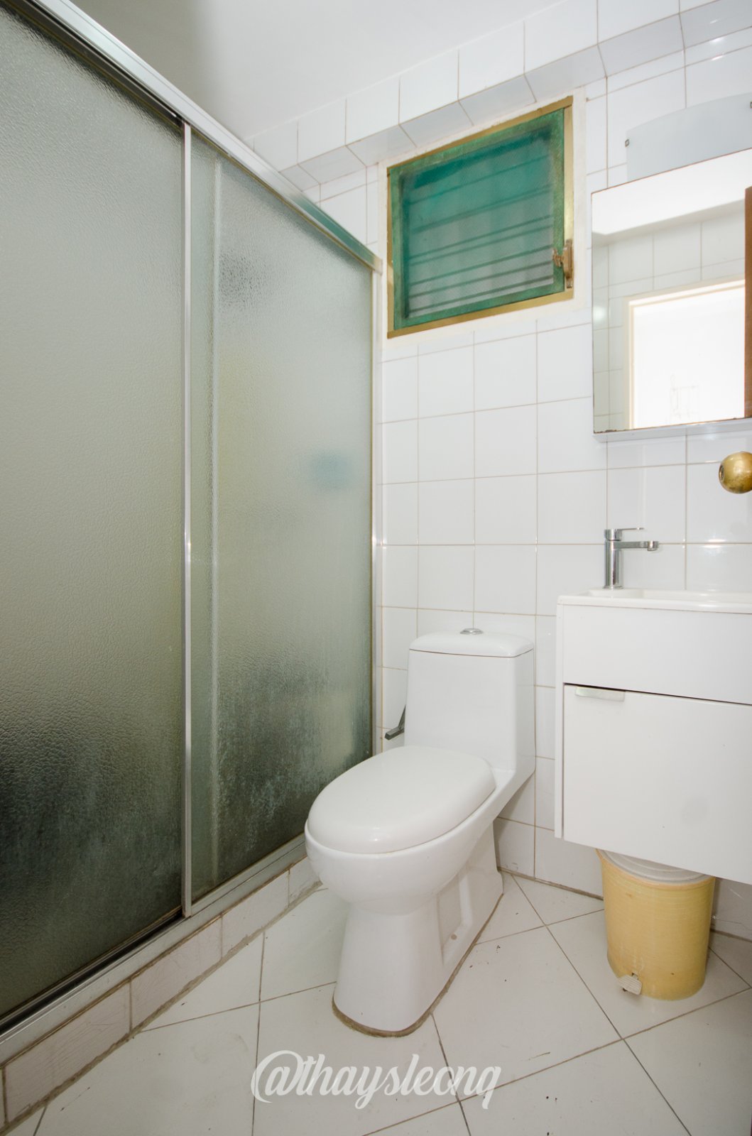 Casa de 4 niveles , con vista al Ávila en Urb. Miranda, Caracas. (Tanque de agua 15mil Ltrs.) · $ 275.000 · Thays León | Asesora Inmobiliaria 26