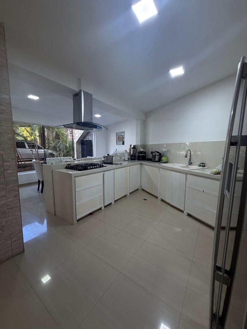 Exclusivo y moderno  Townhouse en La Pedregosa Alta, Mérida. en Mérida, Venezuela - $ 110.000 6
