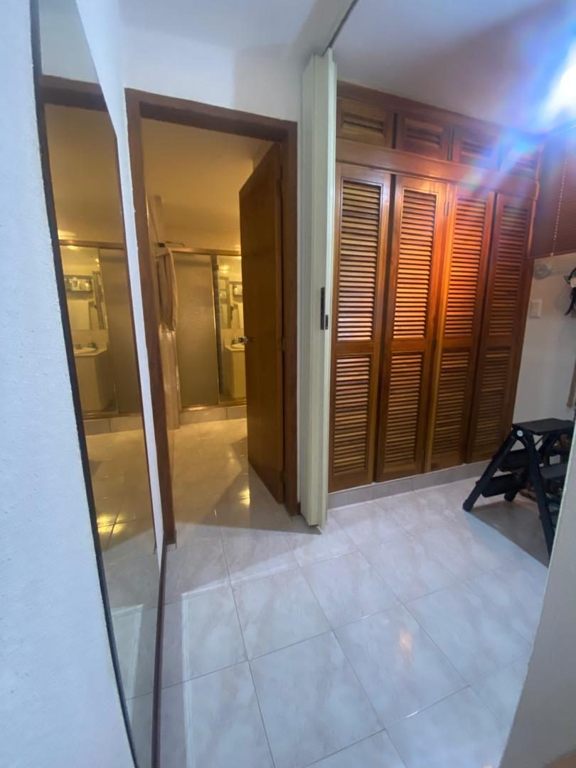 Casa en Venta en Colina de Los Ruices con vista al Ávila, Caracas, (Os), · $ 310.000 · Thays León  | Asesora Inmobiliaria 10