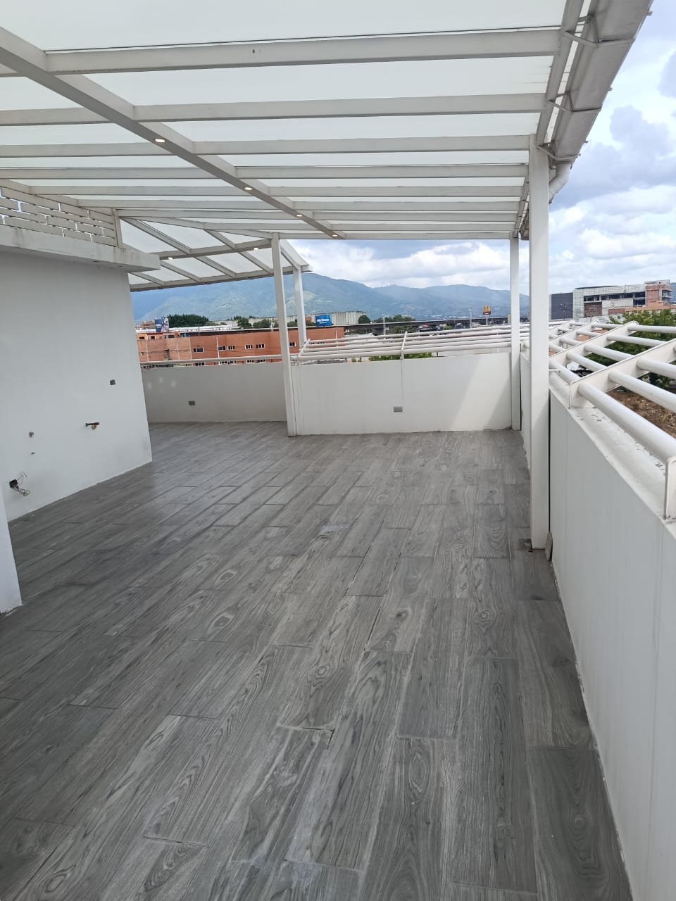 Buenaventura Suites/ Penthouse a estrenar. Guarenas. Venezuela. · $ 140.000 · Thays León | Asesora Inmobiliaria 25