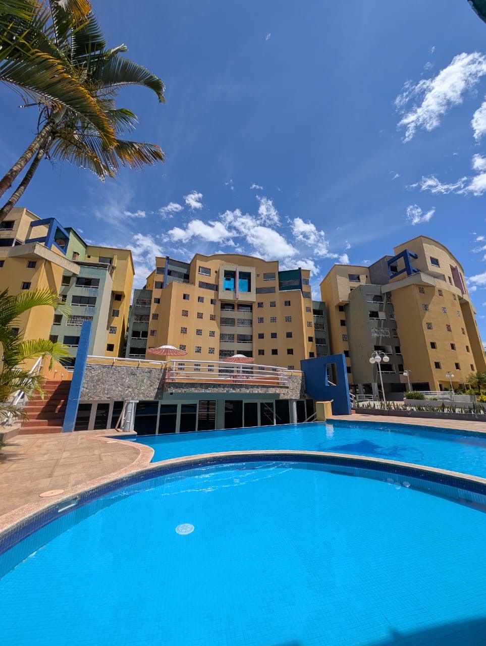 Estilo Resort/Club en la montaña. Apartamento en venta, Neblina Club, La Hechicera, Mérida. (T/M) · $ 110.000 · Thays León | Asesora Inmobiliaria 26
