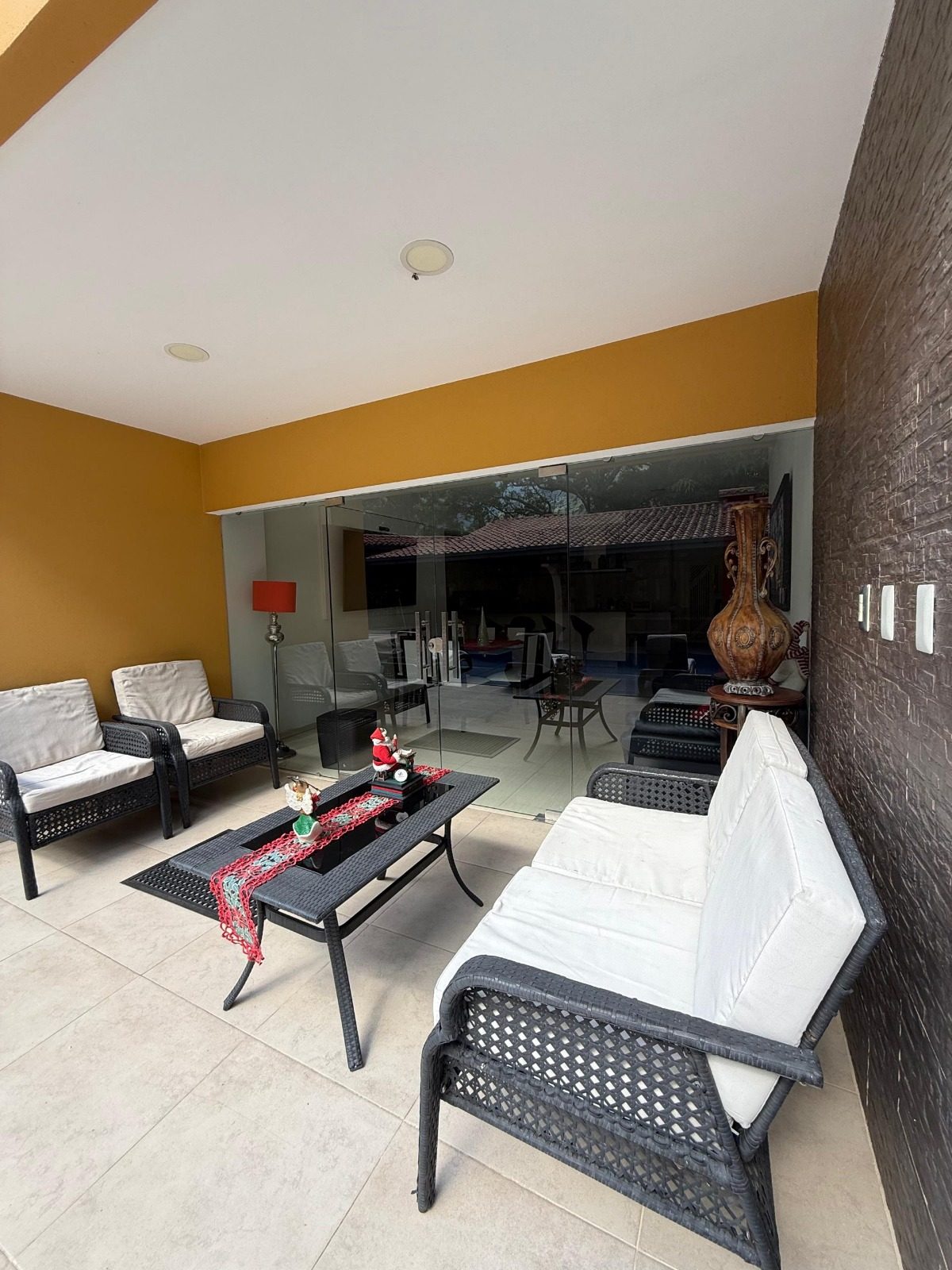 Exclusiva Casa Quinta de Lujo con Cine, Piscina y Gimnasio en Alto Chama, Mérida. Venezuela. M-101 · $ 680.000 · Thays León | Asesora Inmobiliaria 10
