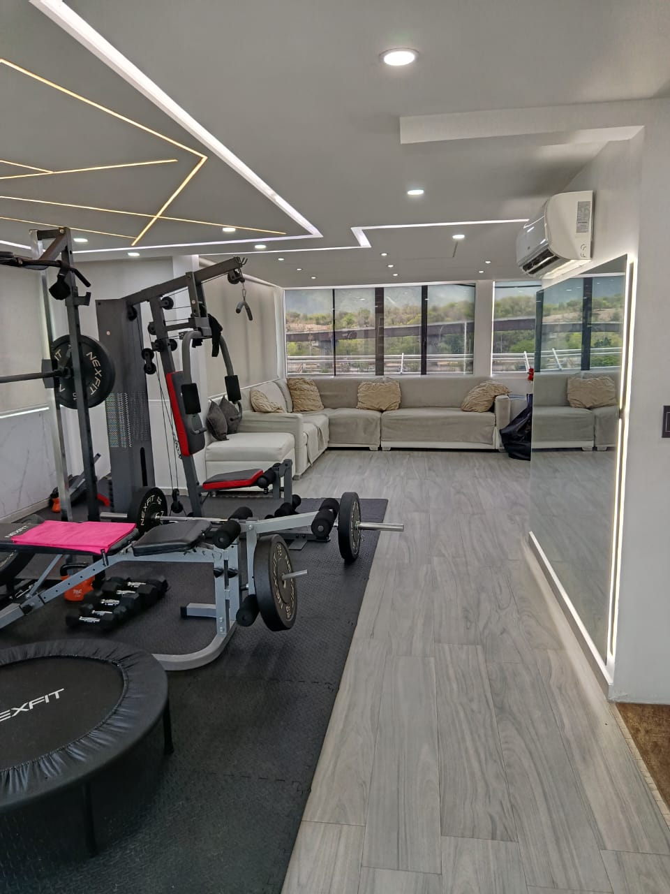 Buenaventura Suites, Penthouse Dúplex  de lujo. Guarenas. Venezuela. · $ 170.000 · Thays León  | Asesora Inmobiliaria 33