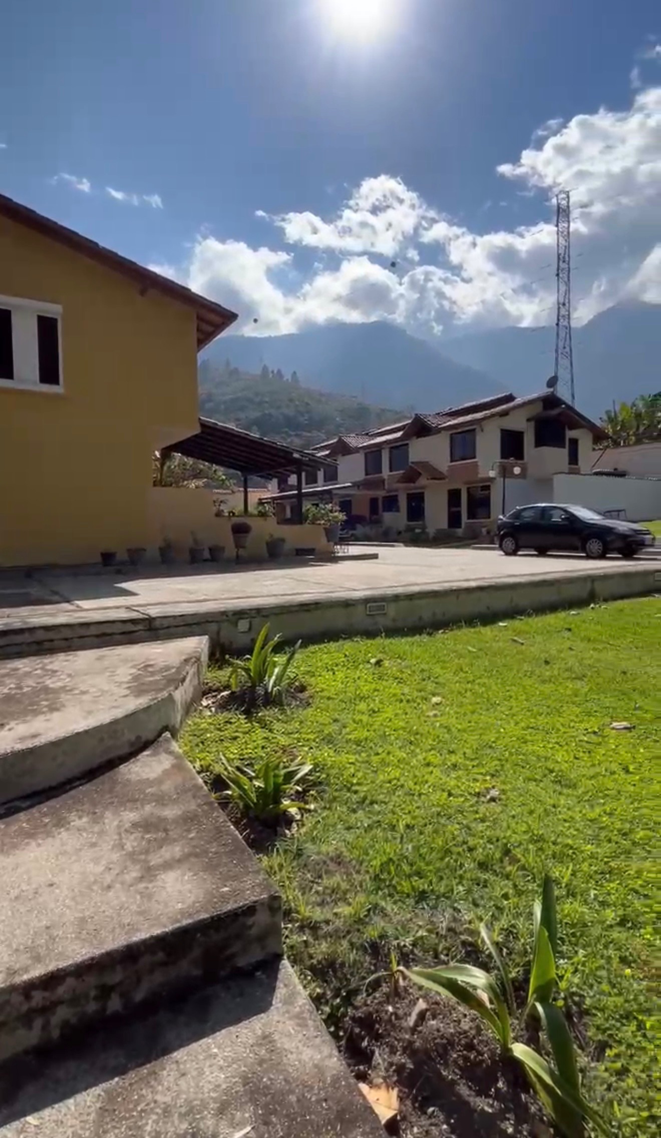 Exclusivo Townhouse con vista a la Sierra Nevada. La Pedregosa Media. Mérida Venezuela (M-111) · $ 115.000 · Thays León | Asesora Inmobiliaria 13