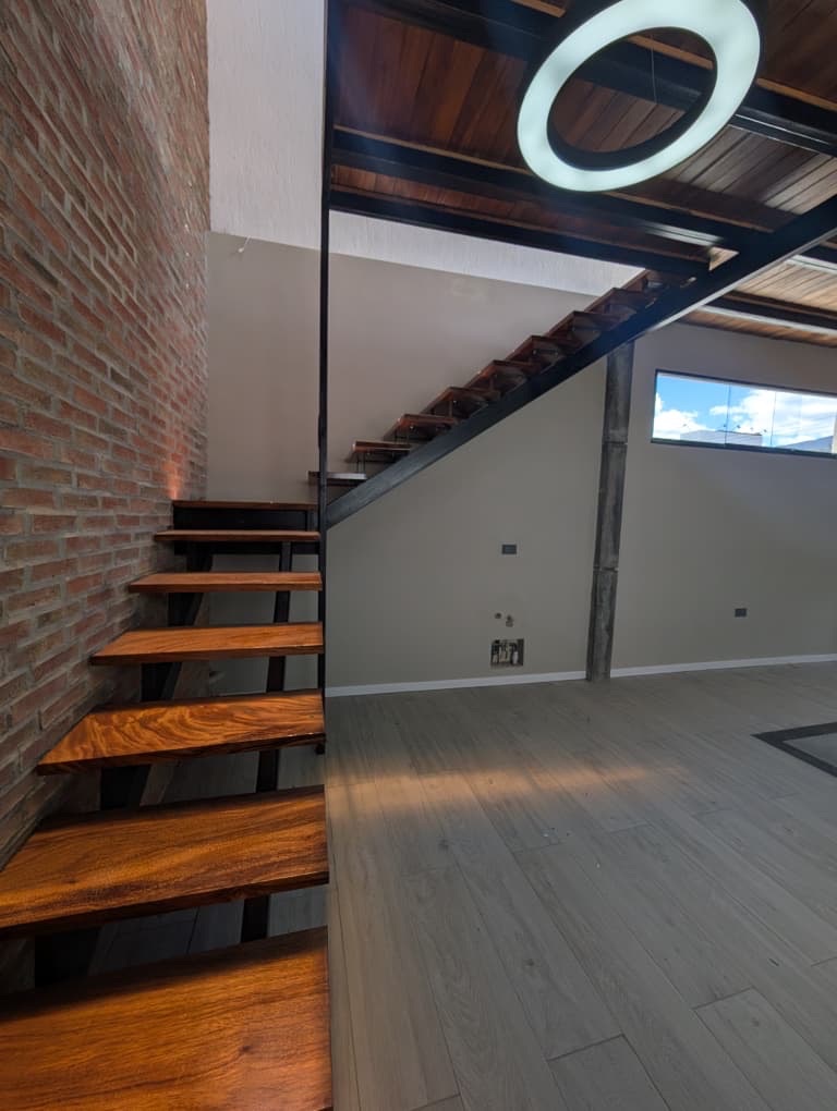 Local Comercial a estrenar en el centro de Mérida.Av. 2 en Mérida, Venezuela - $ 95.000 5