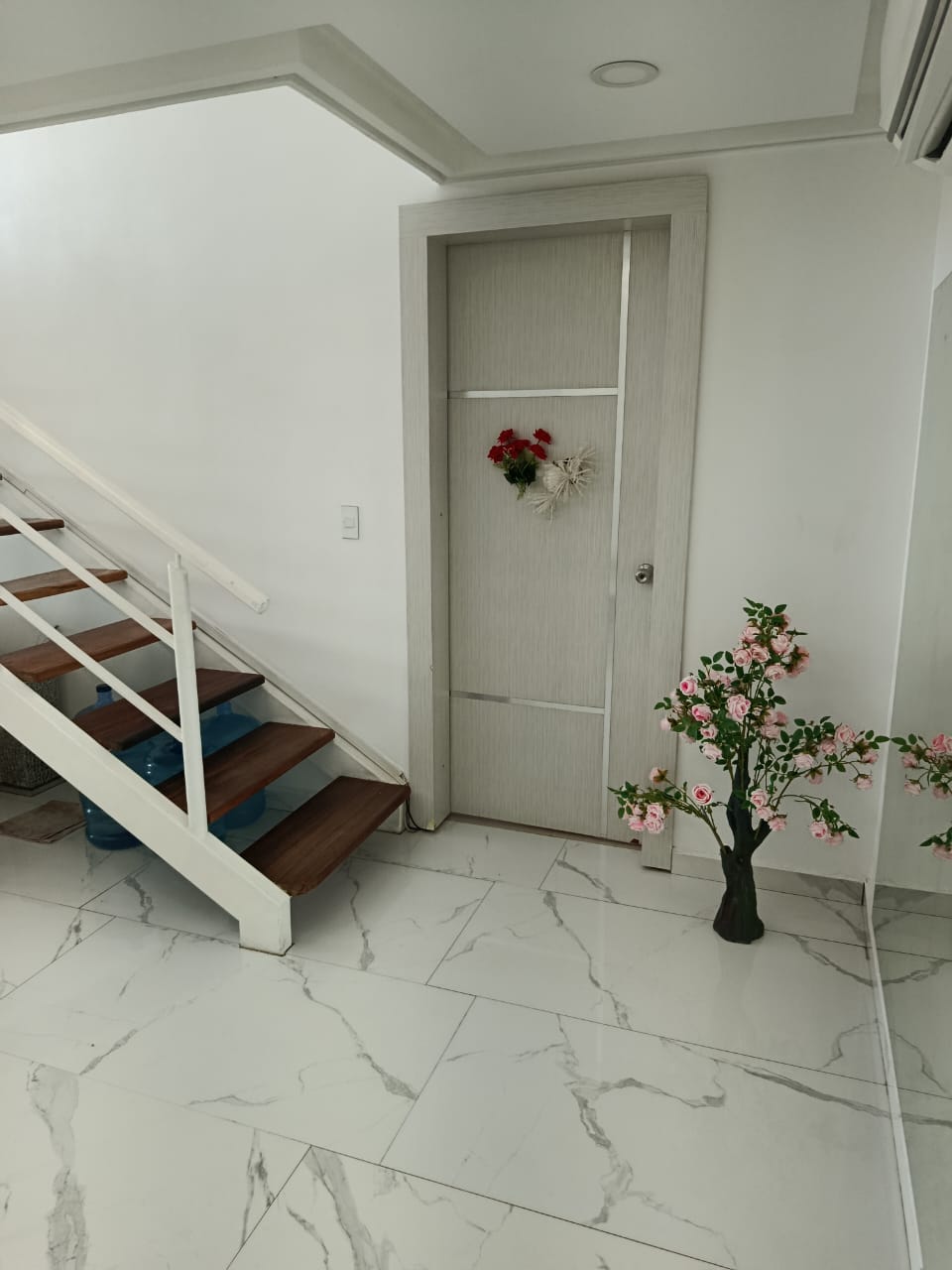 Buenaventura Suites, Penthouse Dúplex  de lujo. Guarenas. Venezuela. · $ 170.000 · Thays León  | Asesora Inmobiliaria 6