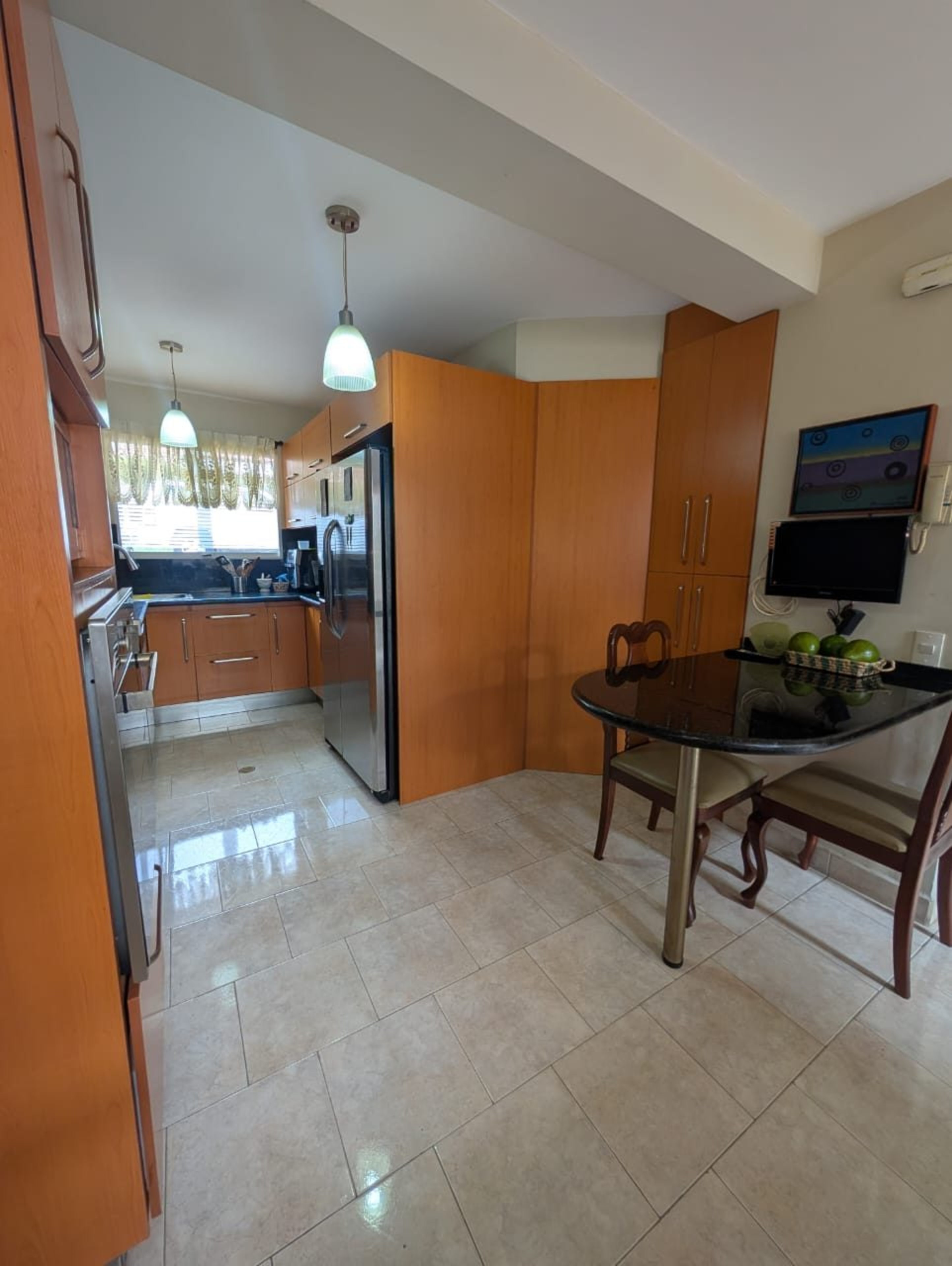 Townhouse en la Pedregosa Baja, Mérida , Venezuela M.5-40 · $ 130.000 · Thays León | Asesora Inmobiliaria 2