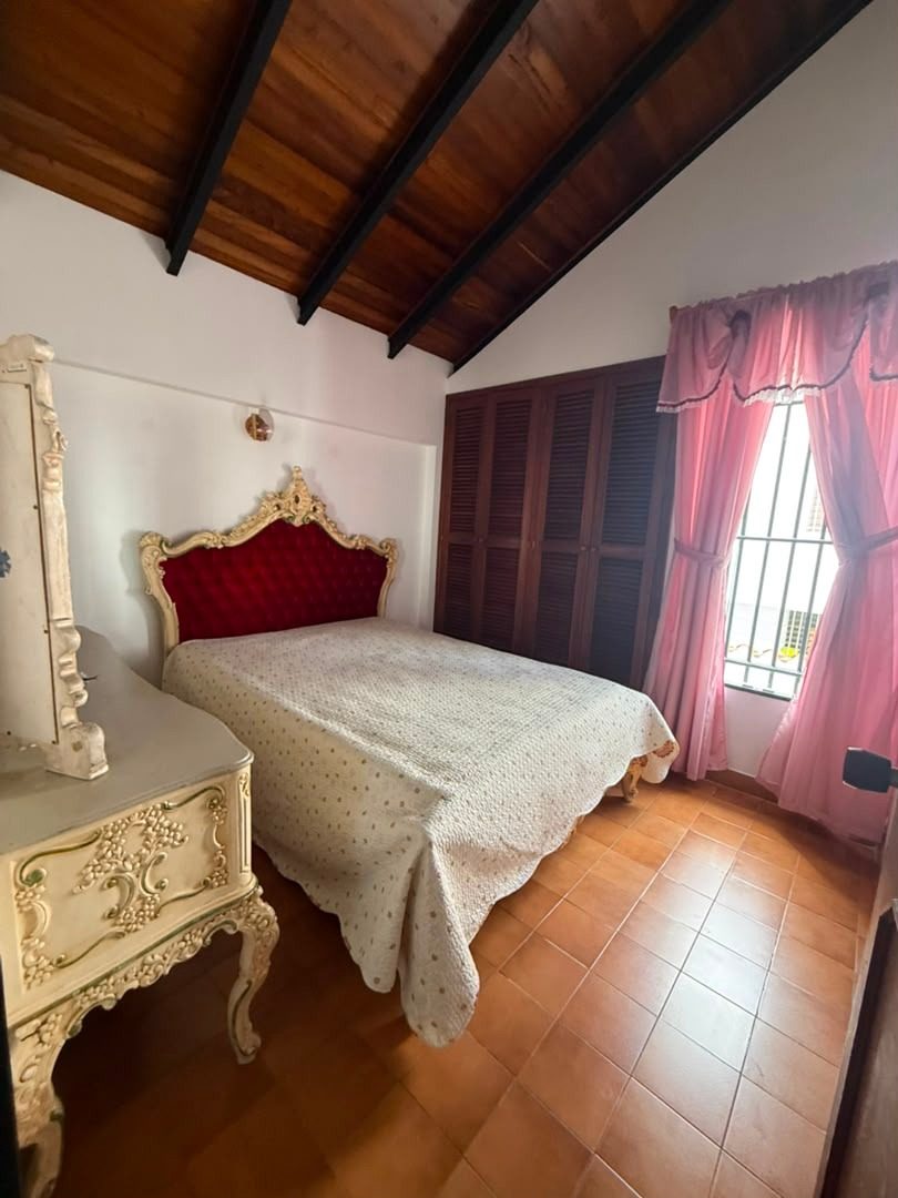 Exclusiva Quinta en Venta | Urb. Las Tapias, Mérida. Vzla. M-80 · $ 165.000 · Thays León | Asesora Inmobiliaria 13