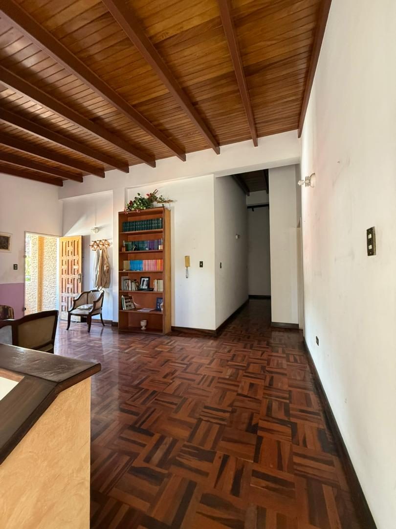 Quinta en Urb. Las Tapias, (6) habitaciones..   Mérida   M6-20 · $ 180.000 · Thays León  | Asesora Inmobiliaria 8