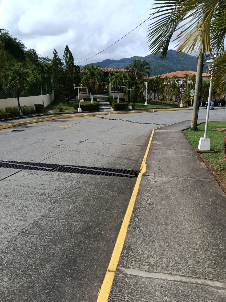 Exclusiva Casa Amoblada , Villas de Buenaventura – Guarenas .Venezuela (J) · $ 220.000 · Thays León | Asesora Inmobiliaria 37