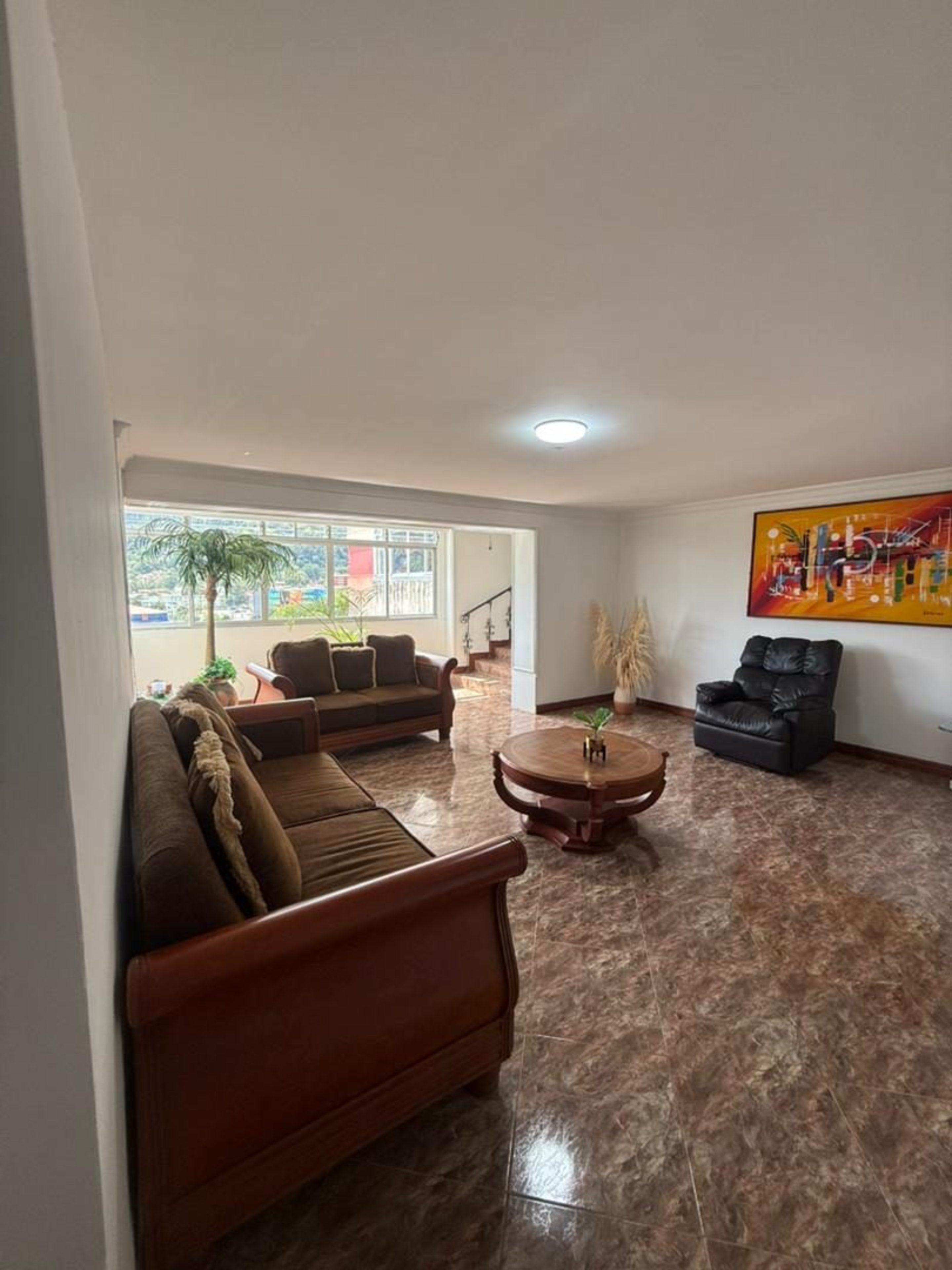Apartamento. Conjunto Residencial La Florida. Mérida. Venezuela · $ 140.000 · Thays León  | Asesora Inmobiliaria 5