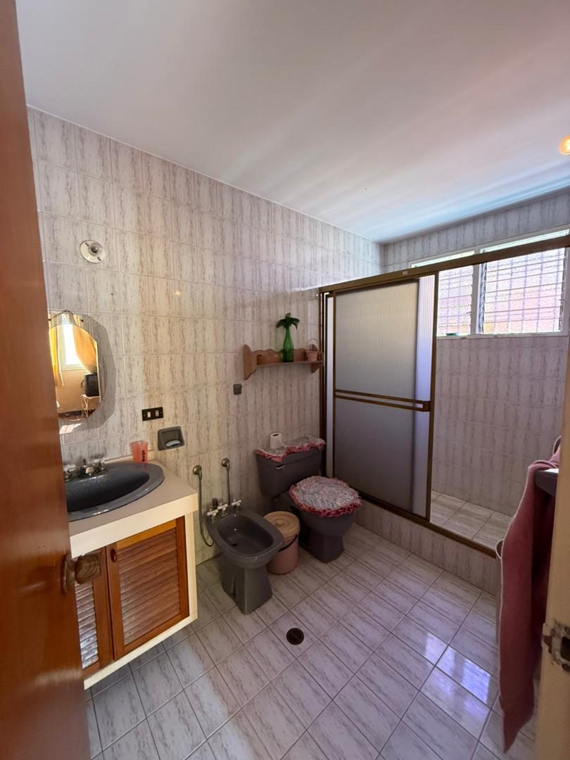 Quinta en Urb. Las Tapias, (6) habitaciones..   Mérida   M6-20 · $ 180.000 · Thays León  | Asesora Inmobiliaria 6