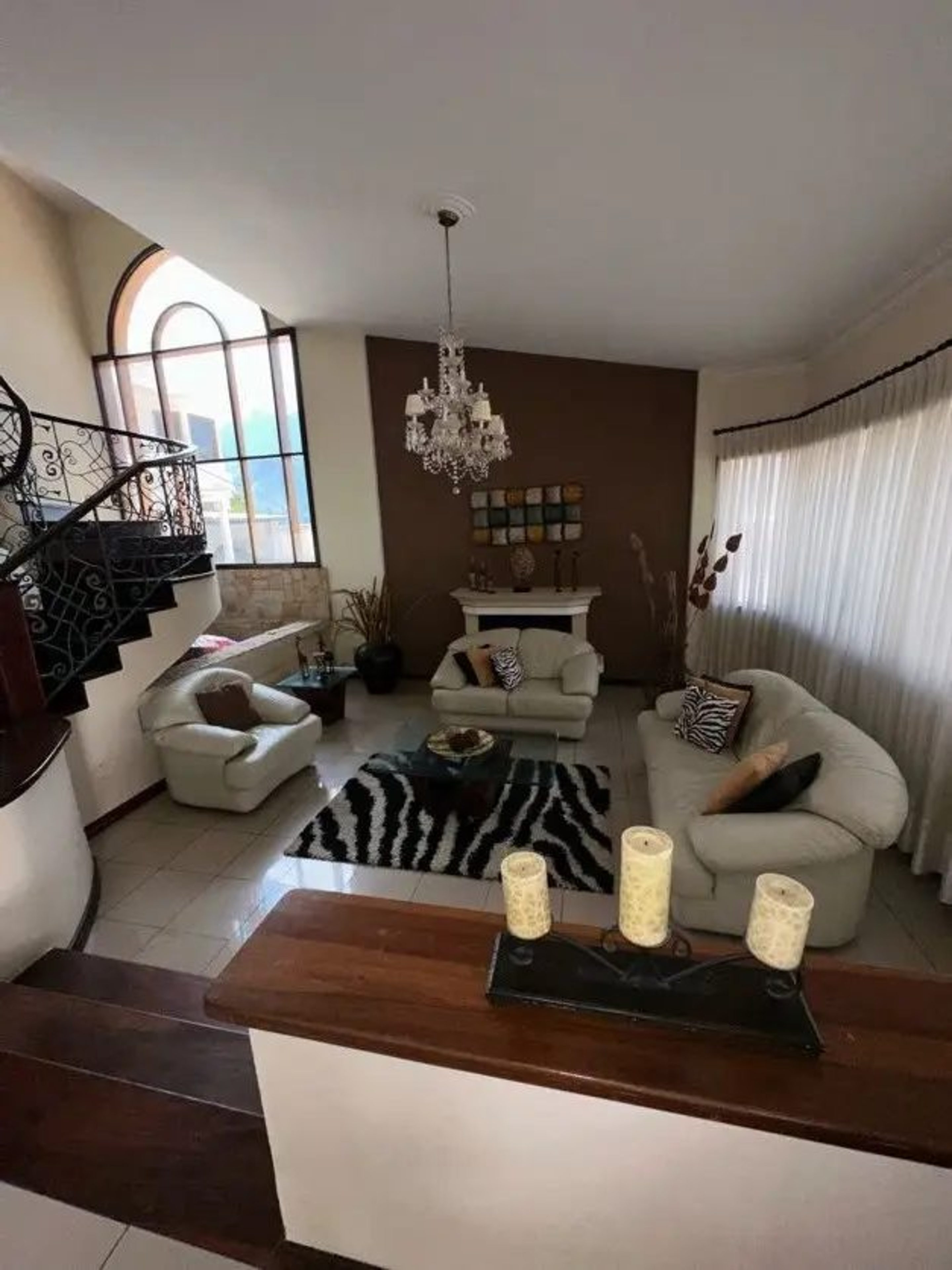 Oportunidad Única, 3 casas independientes en una misma propiedad en La Pedregosa Baja, Mérida. Venezuela · $ 1.350.000 · Thays León | Asesora Inmobiliaria 16