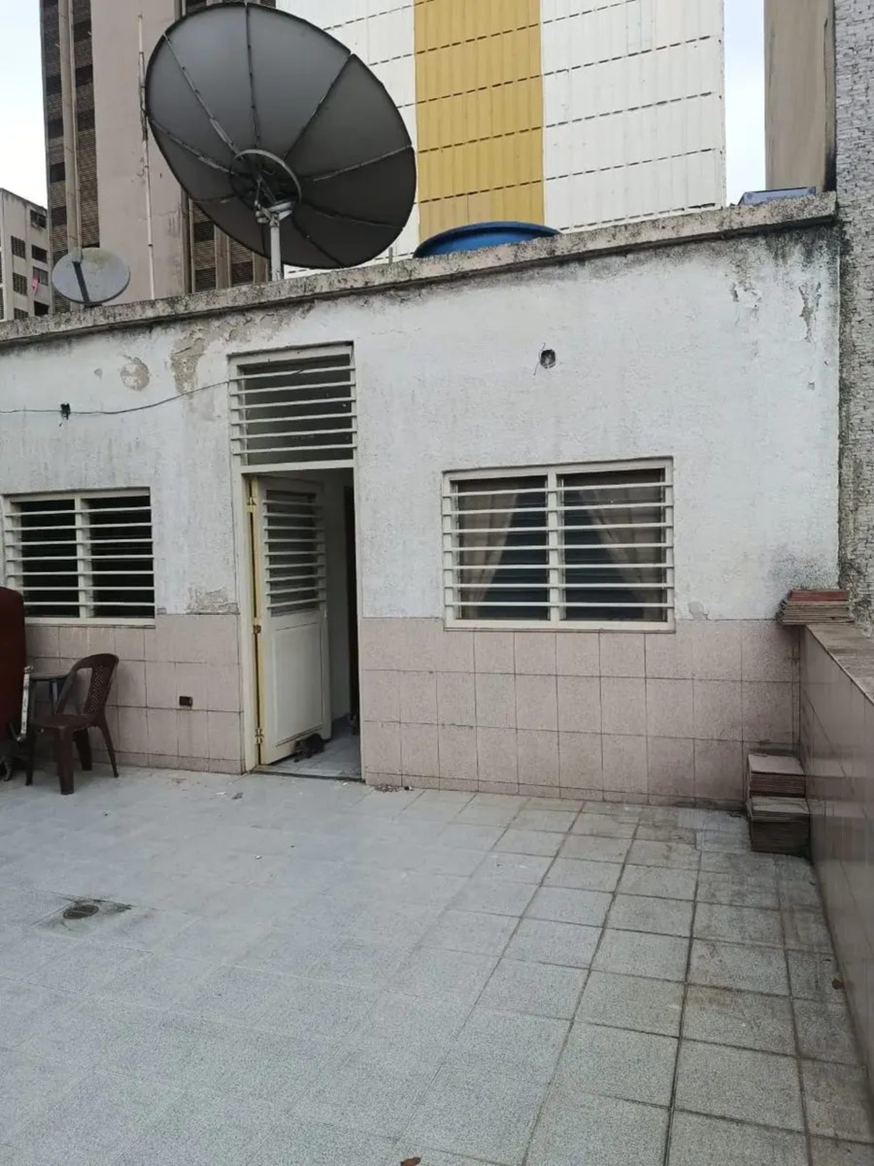 Edificio Comercial e Industrial con Fondo de Comercio Activo (PANADERÍA), Av. Baralt.  Caracas.   (Iv) · $ 700.000 · Thays León  | Asesora Inmobiliaria 21