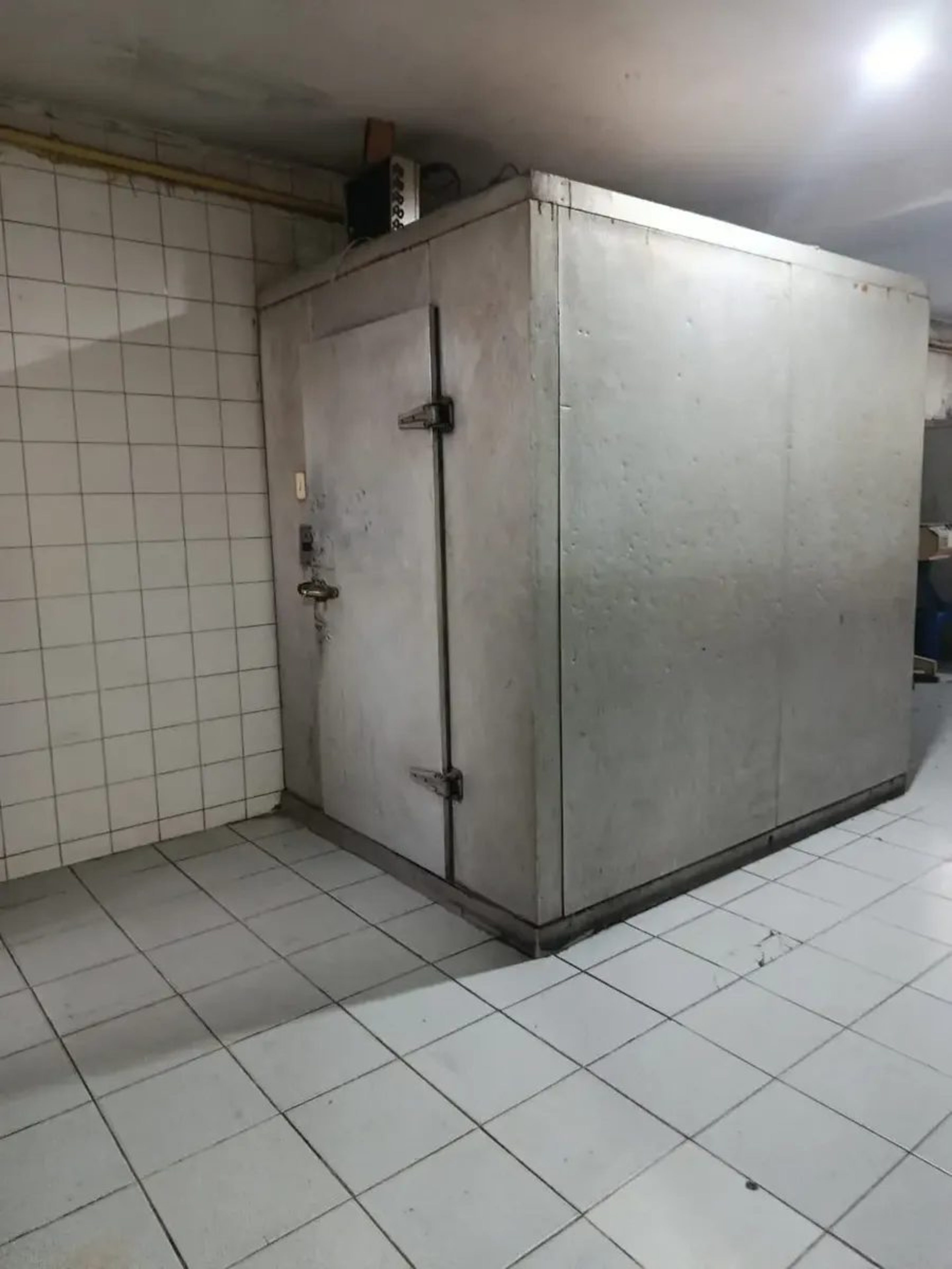 Edificio Comercial e Industrial con Fondo de Comercio Activo (PANADERÍA), Av. Baralt.  Caracas.   (Iv) · $ 700.000 · Thays León  | Asesora Inmobiliaria 15