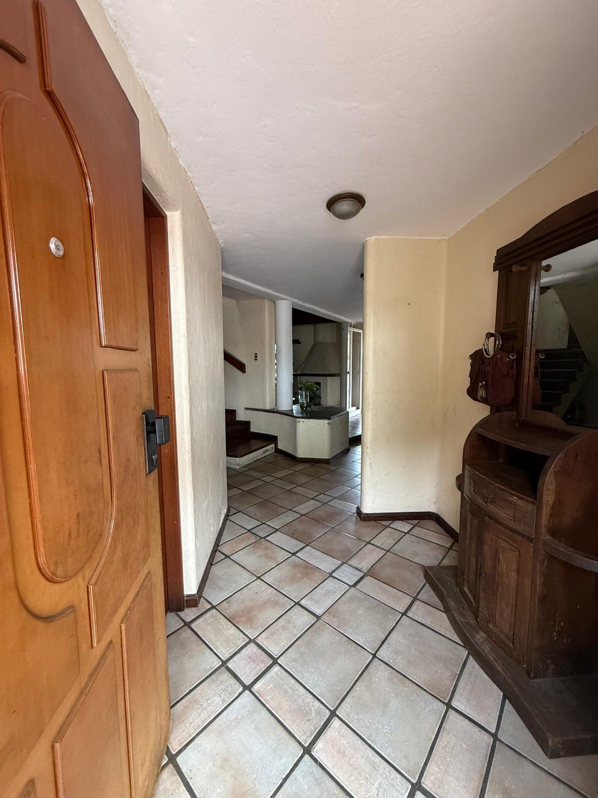 Espectacular Quinta Estilo Mediterráneo en La Pedregosa Baja - Mérida, Venezuela.   M-70 · $ 280.000 · Thays León  | Asesora Inmobiliaria 5