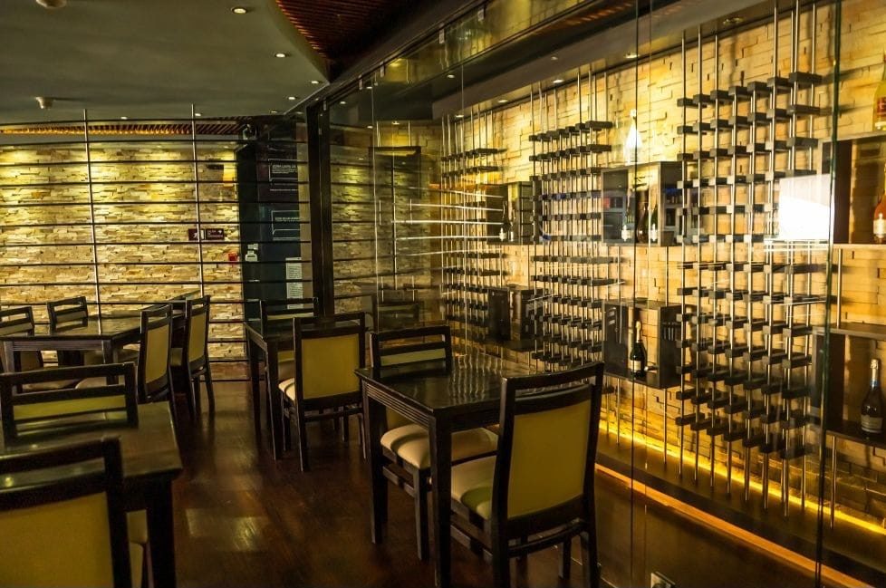 Vendo Exclusivo Restobar en Mérida, Venezuela: Elegancia, Lujo y Confort .100% Operativo. · $ 475.000 · Thays León  | Asesora Inmobiliaria 19