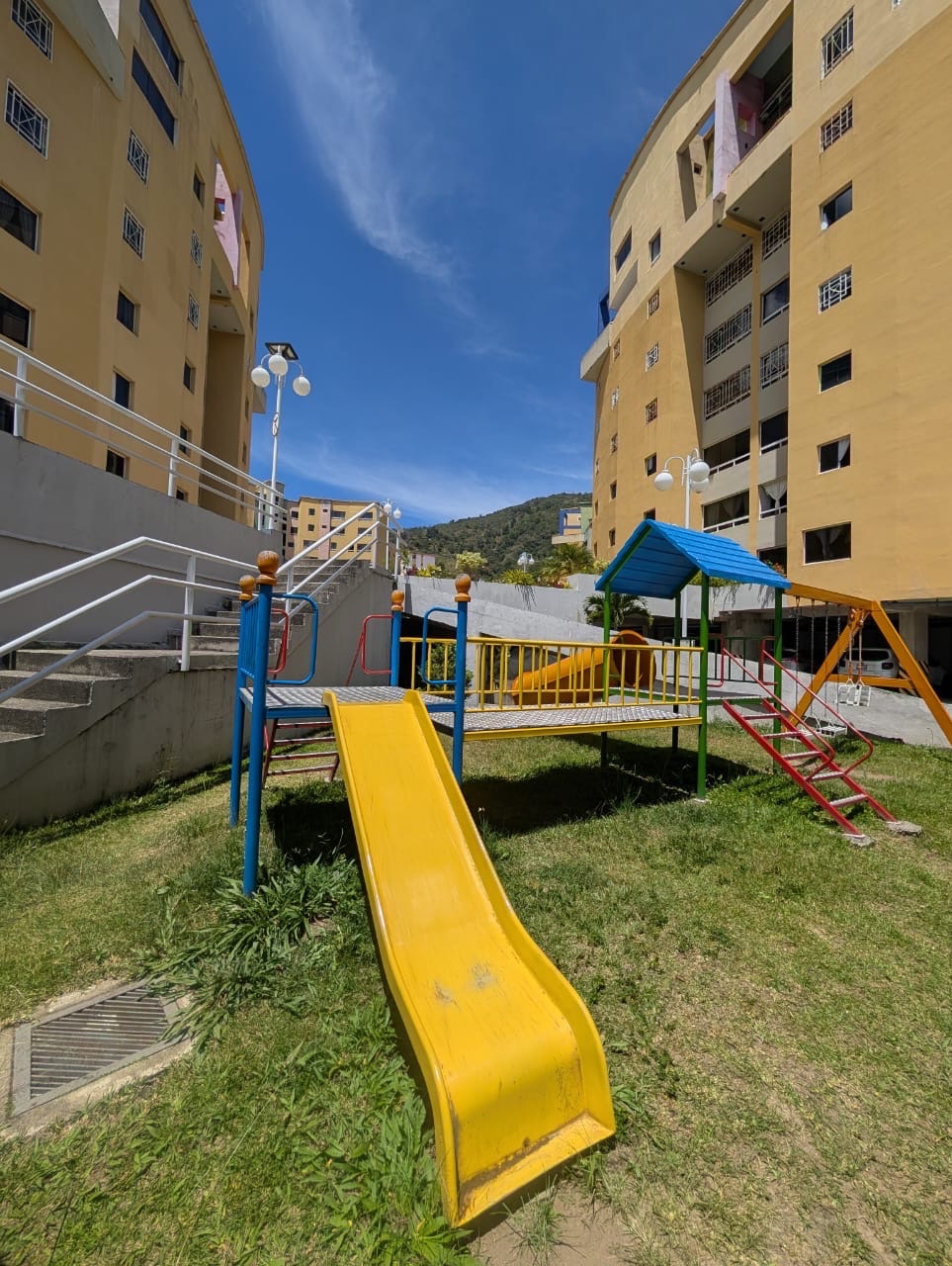 Estilo Resort/Club en la montaña. Apartamento en venta, Neblina Club, La Hechicera, Mérida. (T/M) · $ 110.000 · Thays León | Asesora Inmobiliaria 32