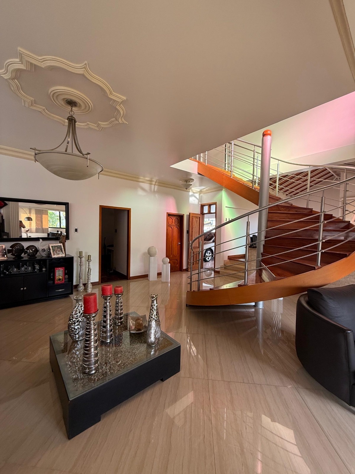 Quinta en Venta Urbanización Zumba .Mérida Vzla. | Thays León en Mérida, Venezuela - $ 350.000 10