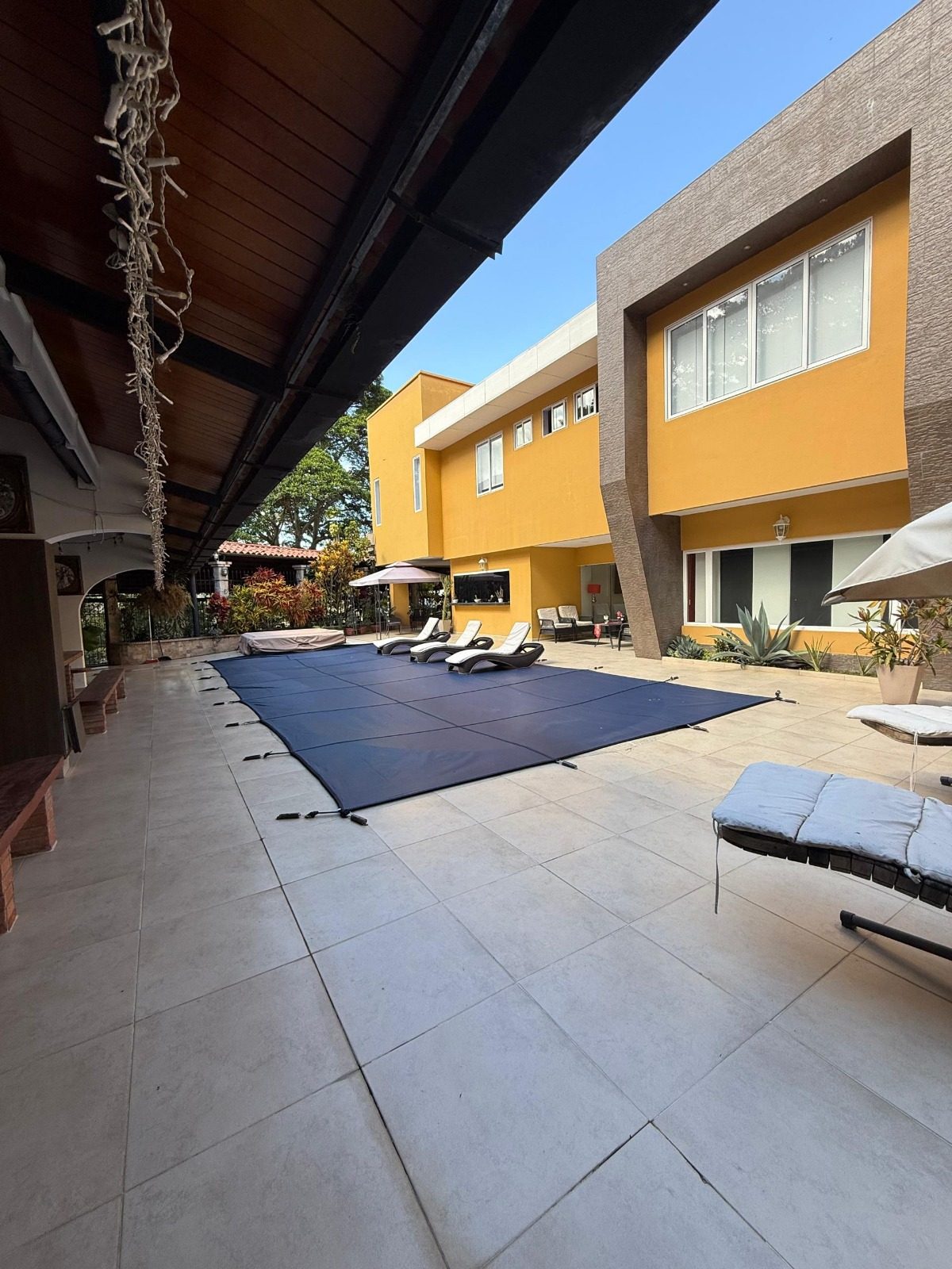Exclusiva Casa Quinta de Lujo con Cine, Piscina y Gimnasio en Alto Chama, Mérida. Venezuela. M-101 · $ 680.000 · Thays León | Asesora Inmobiliaria 38