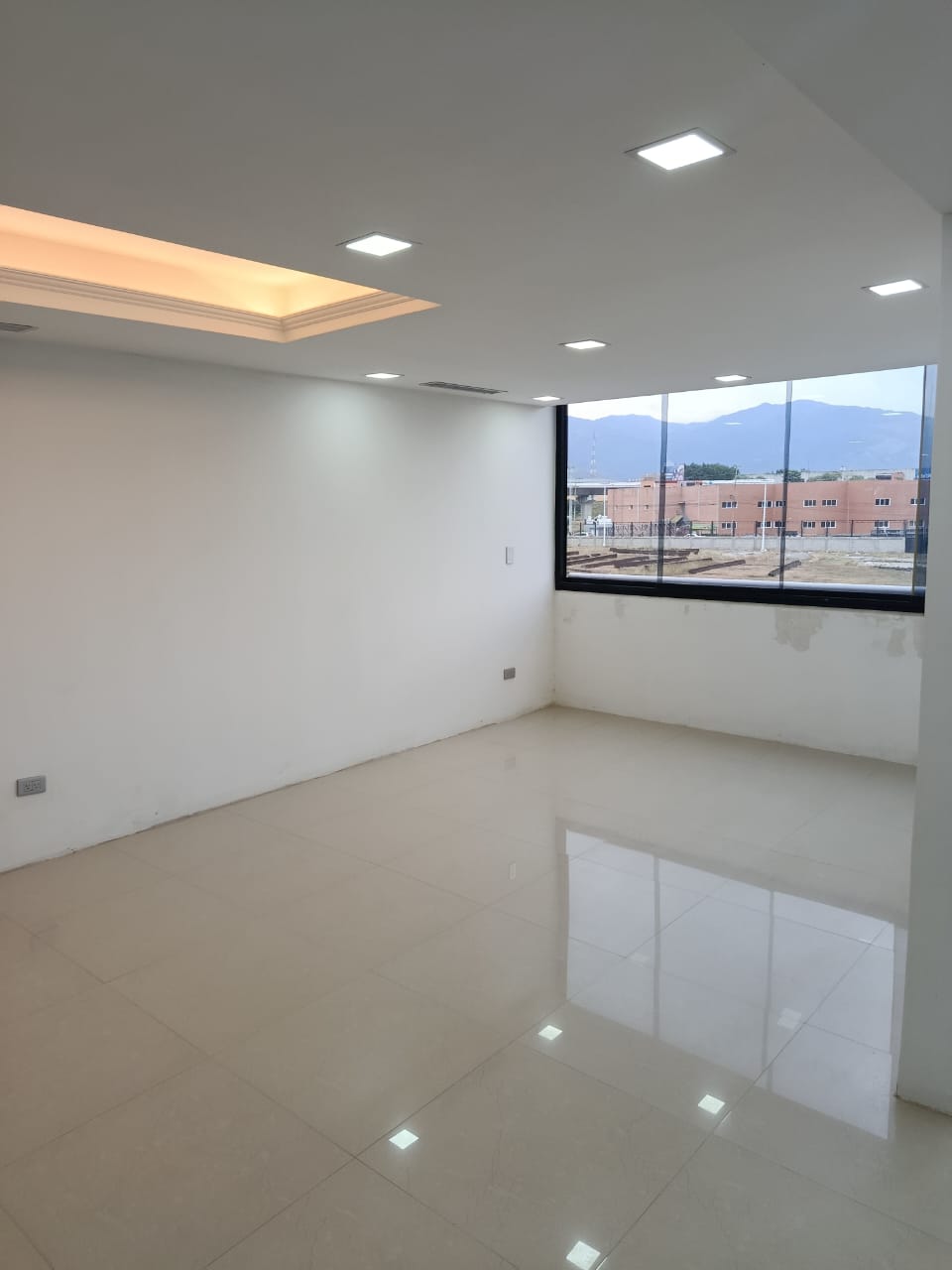 Buenaventura Suites/ Penthouse a estrenar. Guarenas. Venezuela. · $ 140.000 · Thays León | Asesora Inmobiliaria 4