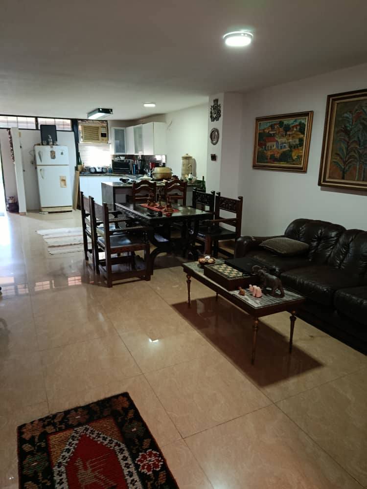Townhouse de 2 niveles en Nueva Casarapa- Casona Alta. Guarenas, Venezuela. · $ 53.000 · Thays León | Asesora Inmobiliaria 7