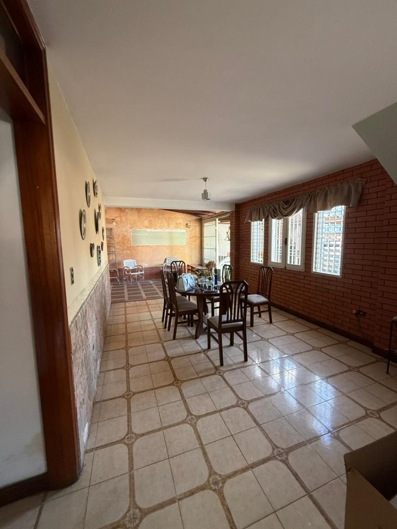 Quinta en Urb. Las Tapias, (6) habitaciones..   Mérida   M6-20 · $ 180.000 · Thays León  | Asesora Inmobiliaria 4