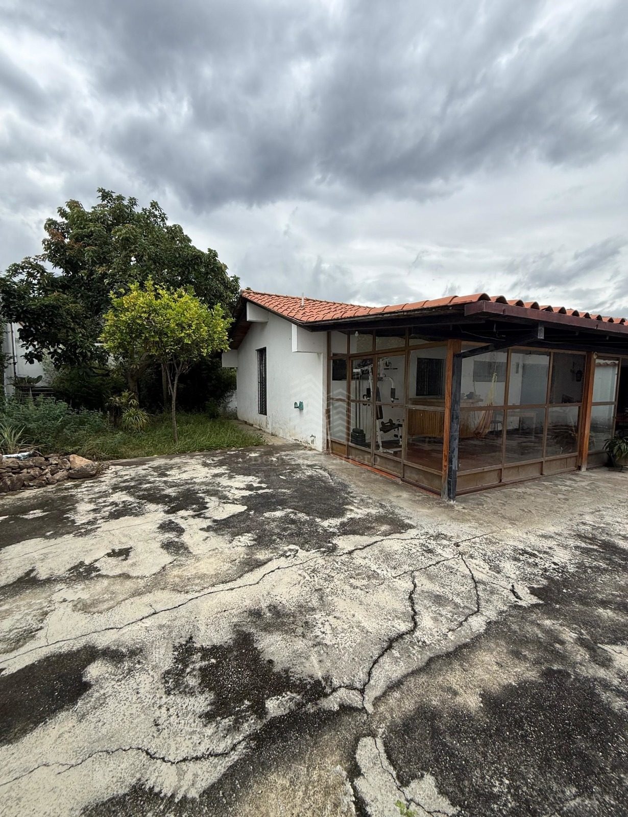 Amplia y versátil casa en venta – Urbanización Alto Chama, Mérida. Vzla. M6-41 · $ 180.000 · Thays León | Asesora Inmobiliaria 12