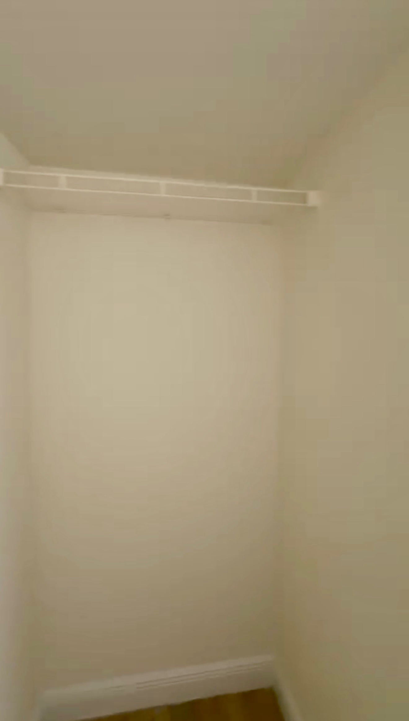 Renta Especial .:$2.100 Apto. 1h, 1.5 b 1p.   Miami. · $ 2.171 · Thays León  | Asesora Inmobiliaria 26