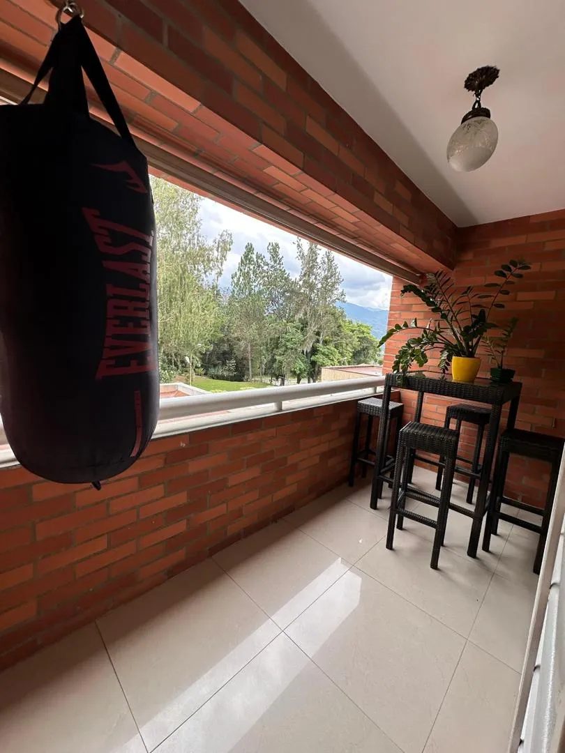 Apartamento en Residencias Vista Real . Av. Las Américas. Mérida, Venezuela. · $ 200.000 · Thays León  | Asesora Inmobiliaria 3