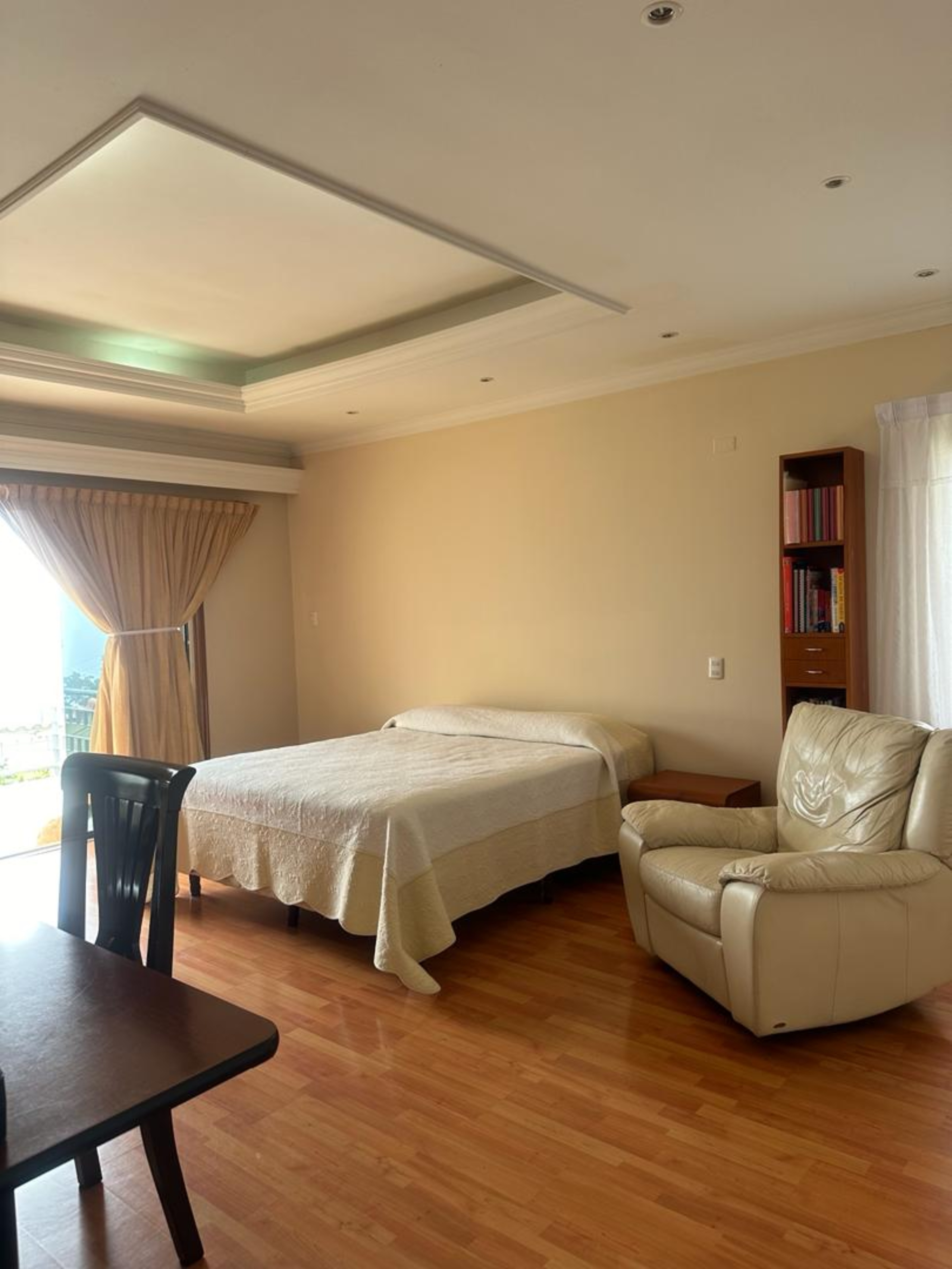 QUINTA  amoblada . 1.200 M2  Terreno, vía JAJÍ,  en la ciudad de Mérida. Venezuela .    (M-651) · $ 300.000 · Thays León  | Asesora Inmobiliaria 15