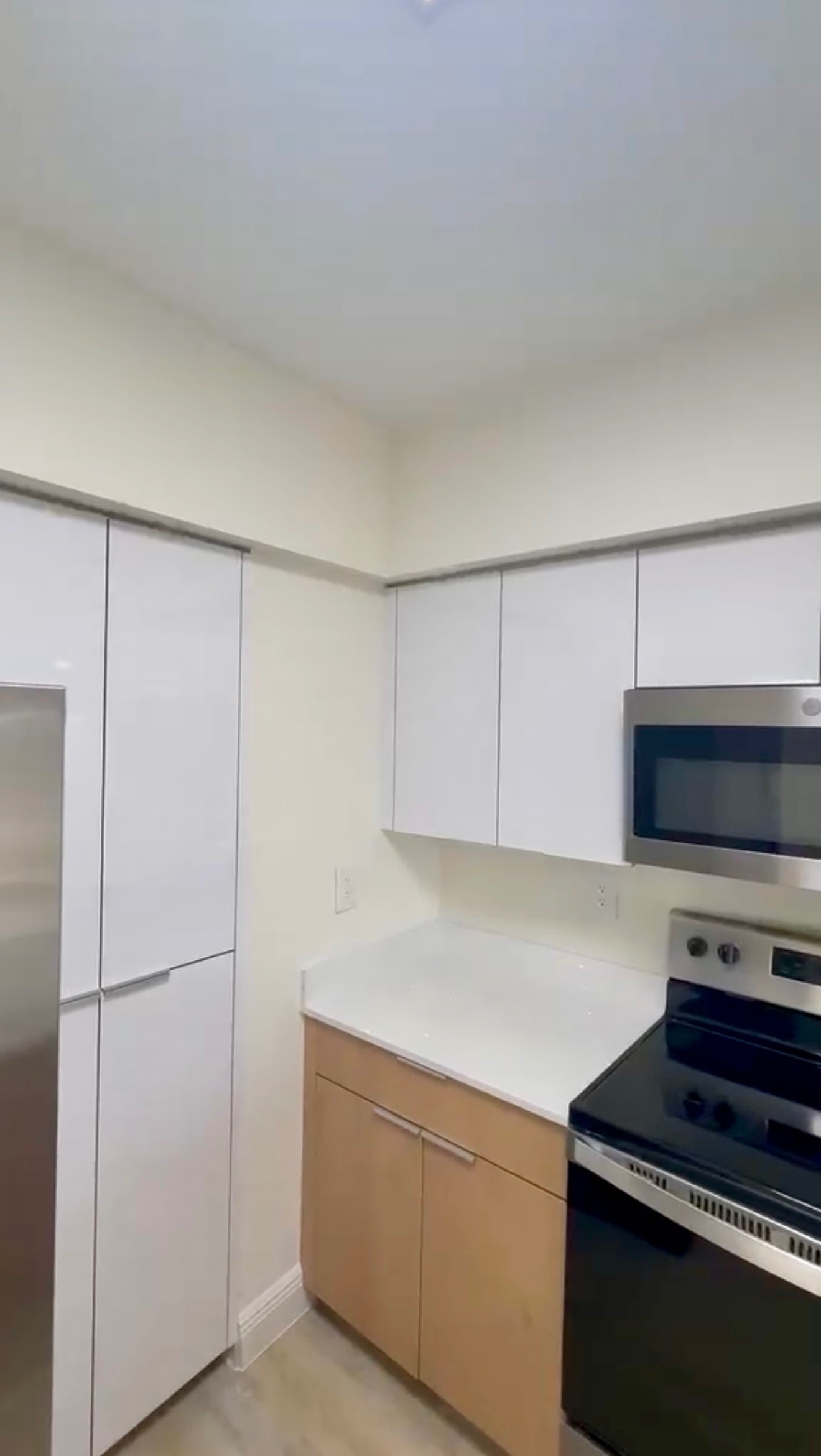 Renta Especial .:$2.100 Apto. 1h, 1.5 b 1p.   Miami. · $ 2.171 · Thays León  | Asesora Inmobiliaria 15