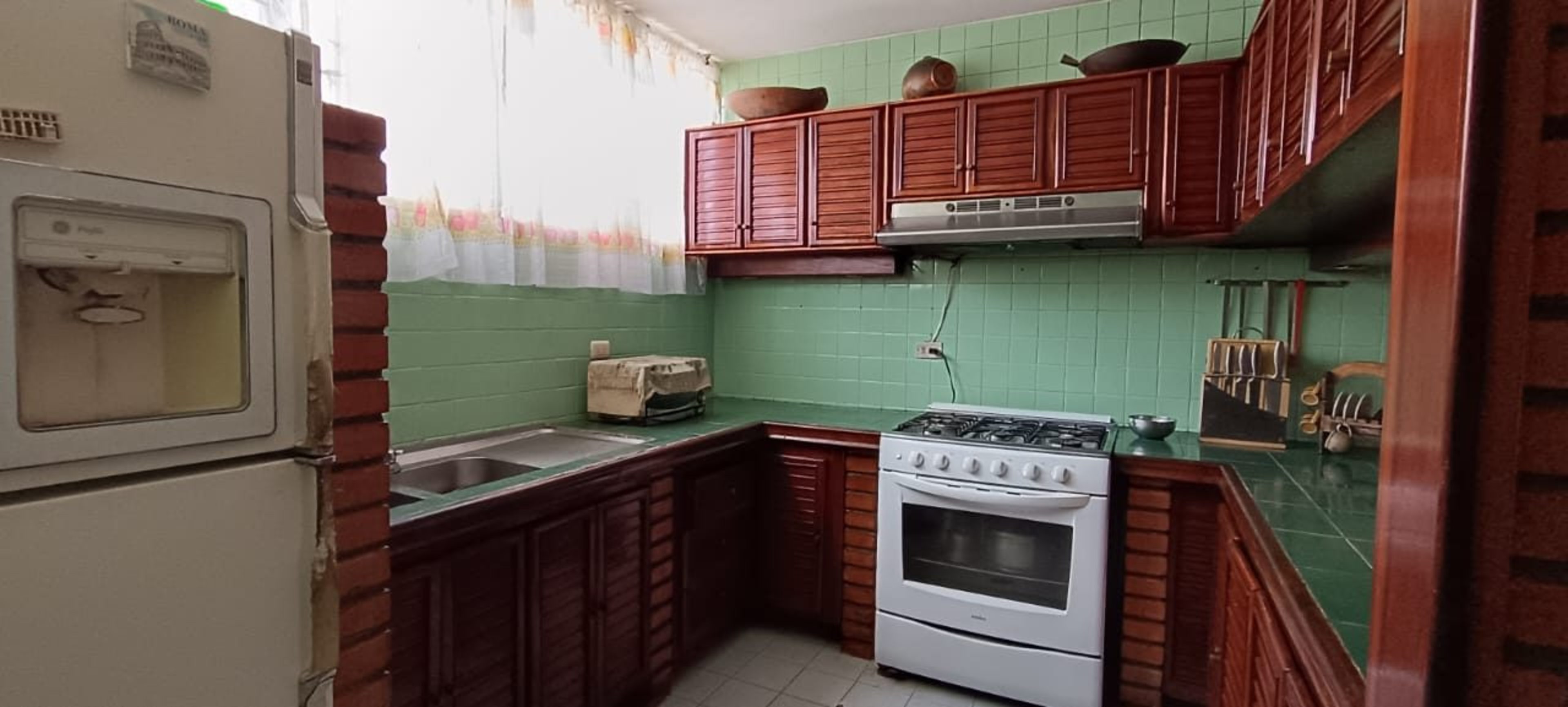 Quinta en Urb. Santa María Sur . de la ciudad de Mérida.   Venezuela   M-723 · $ 160.000 · Thays León  | Asesora Inmobiliaria 5