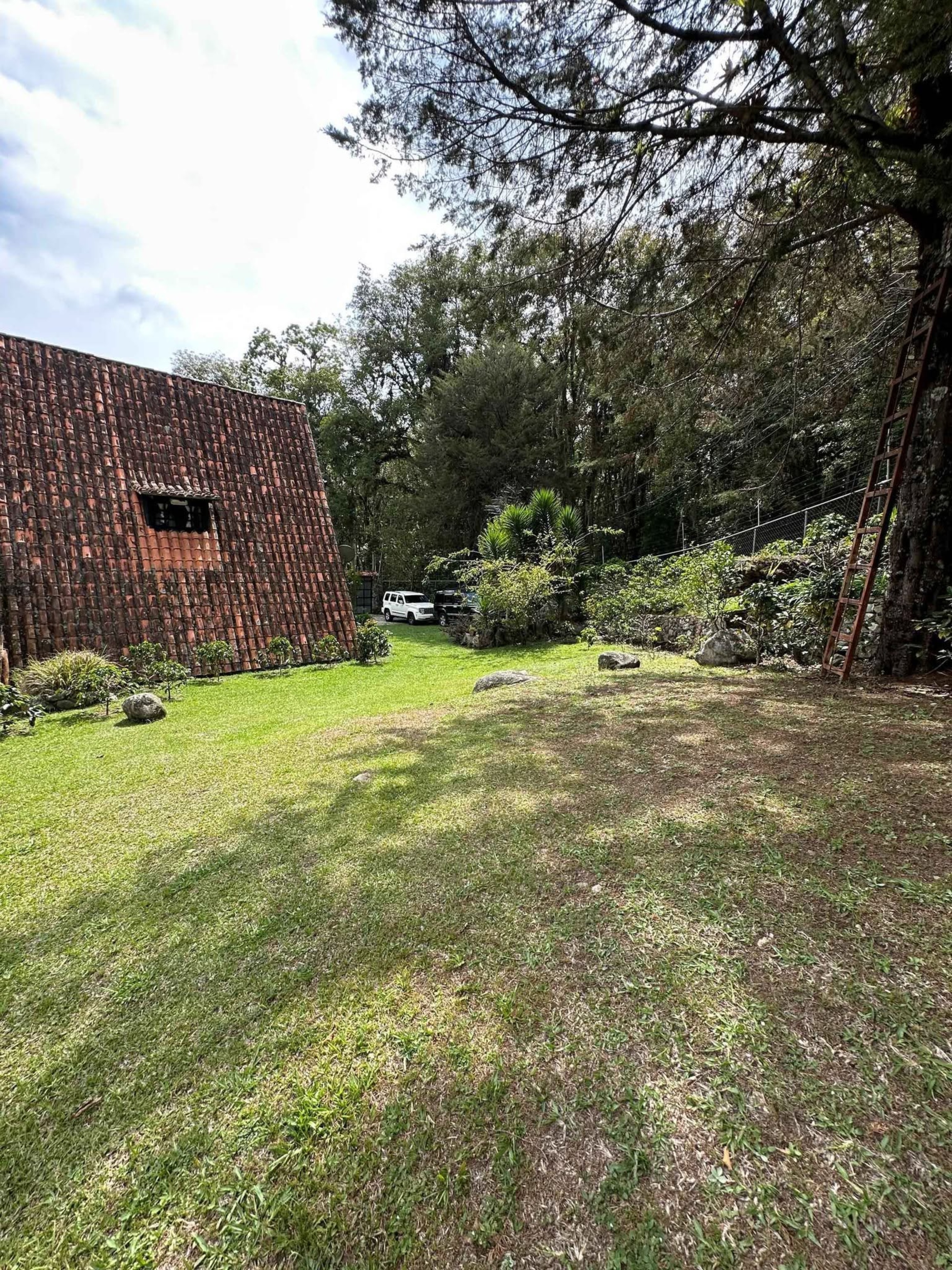 Cabañas (2) con 3 hectáreas de terreno en El Valle, Mérida., Venezuela. · $ 160.000 · Thays León | Asesora Inmobiliaria 18