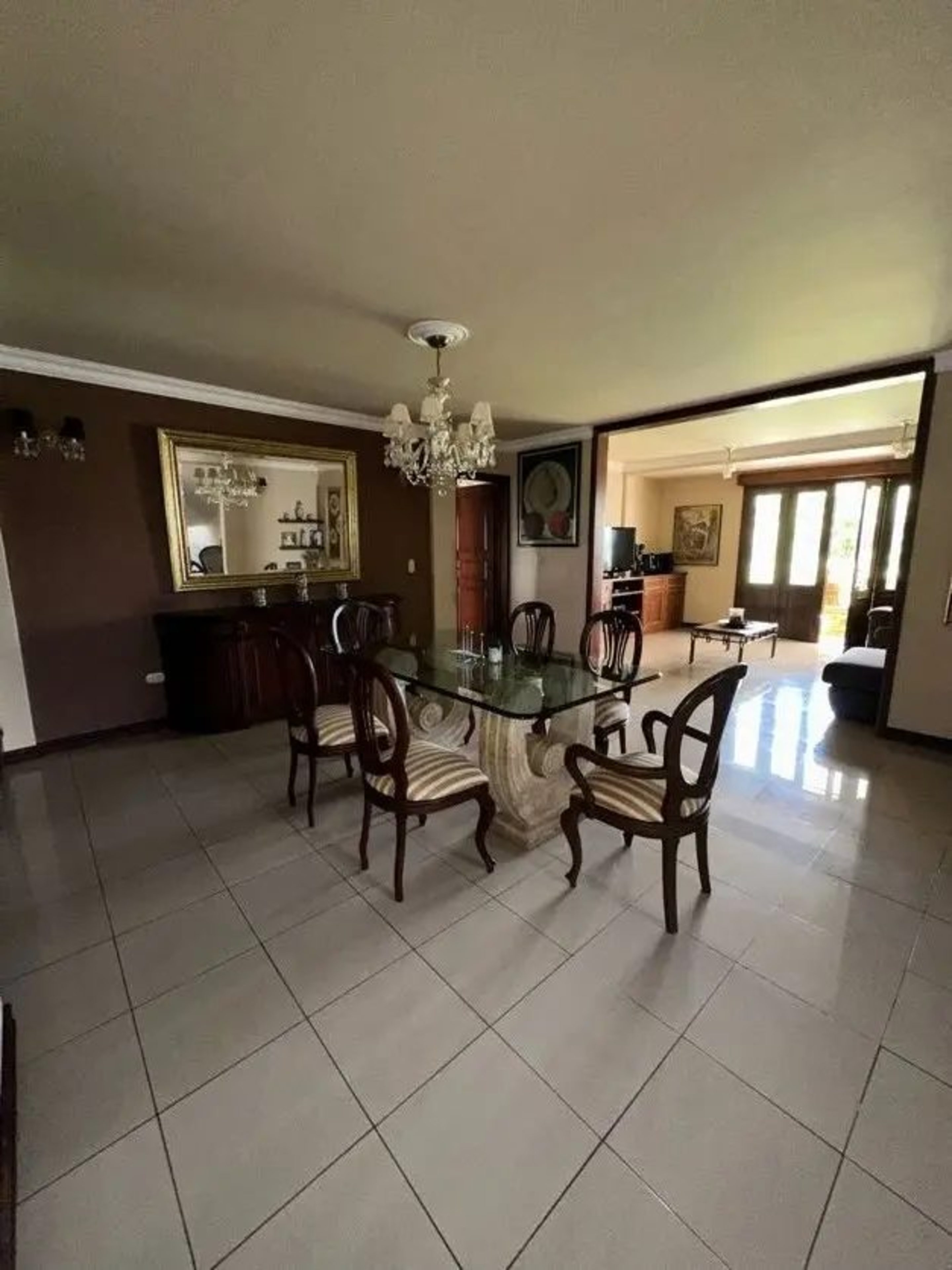 Oportunidad Única, 3 casas independientes en una misma propiedad en La Pedregosa Baja, Mérida. Venezuela · $ 1.350.000 · Thays León | Asesora Inmobiliaria 18