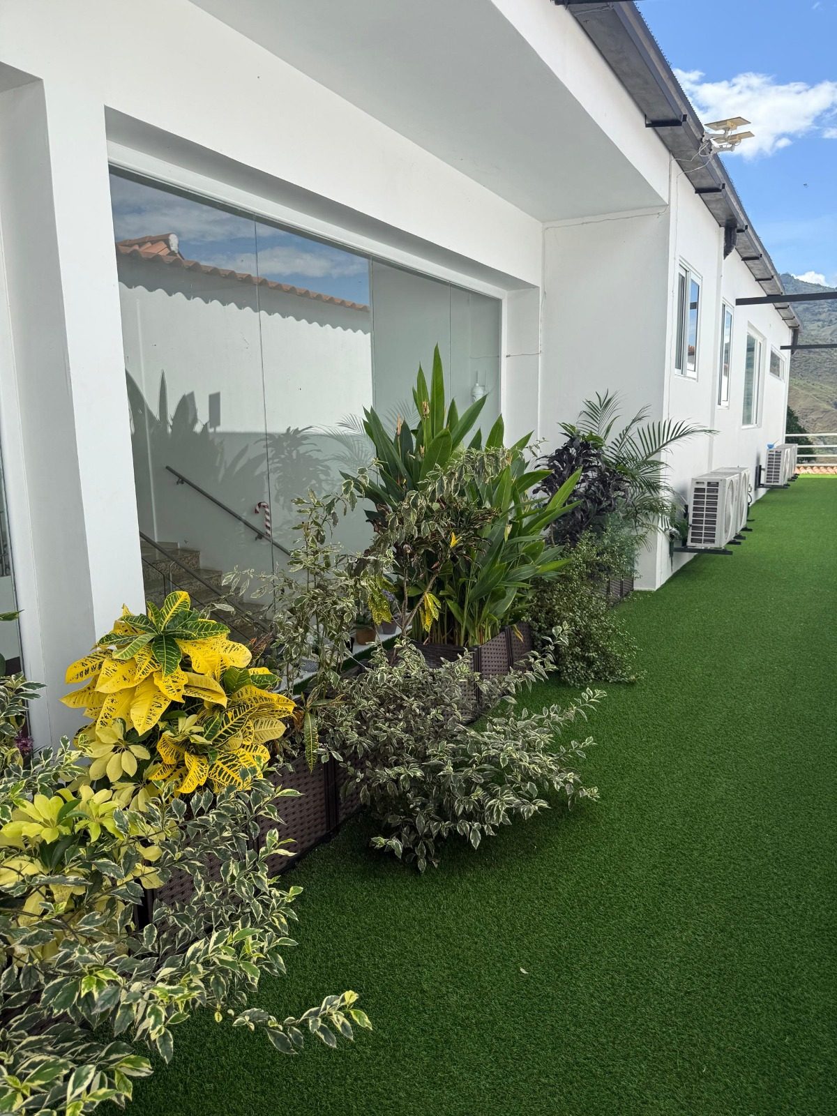Exclusiva Casa Quinta de Lujo con Cine, Piscina y Gimnasio en Alto Chama, Mérida. Venezuela. M-101 · $ 680.000 · Thays León | Asesora Inmobiliaria 9